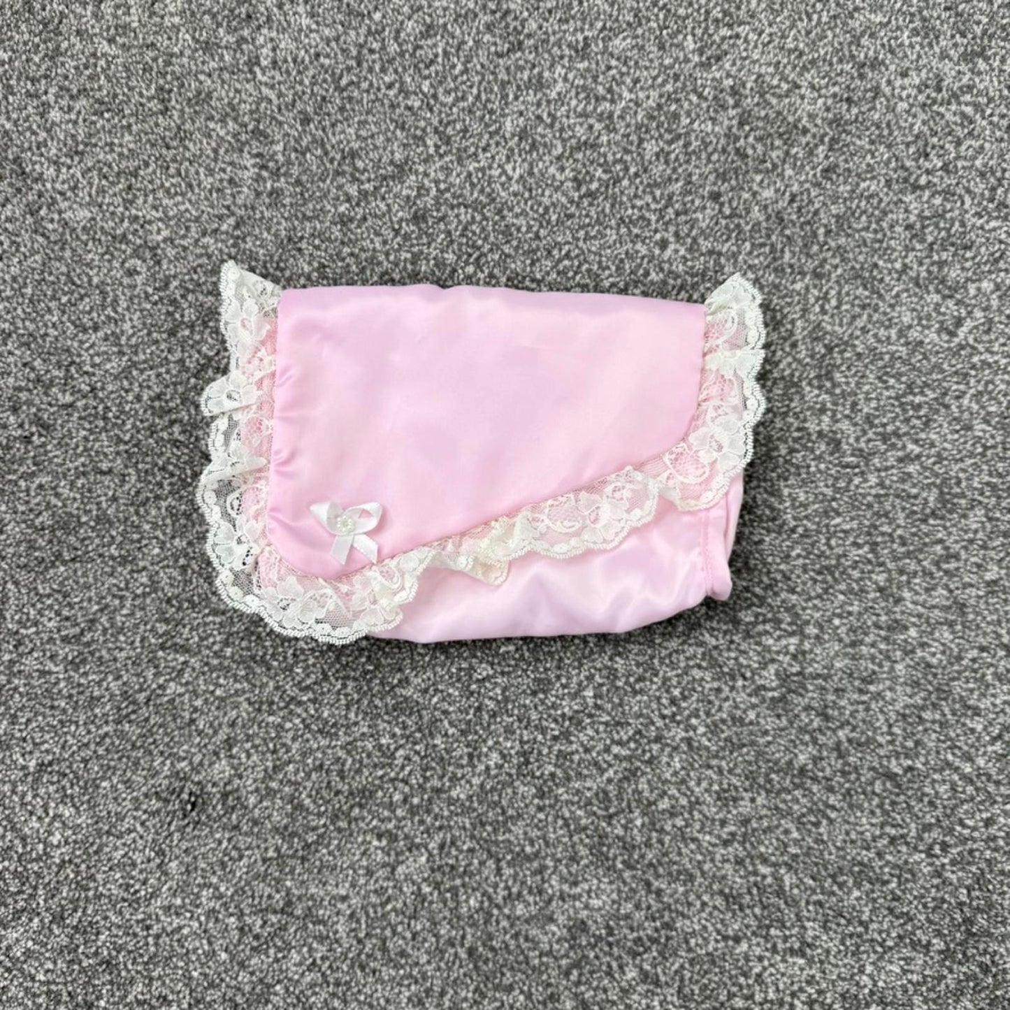 Y2K vintage coquette mini makeup bag cosmetic pouch frilly lace baby pink