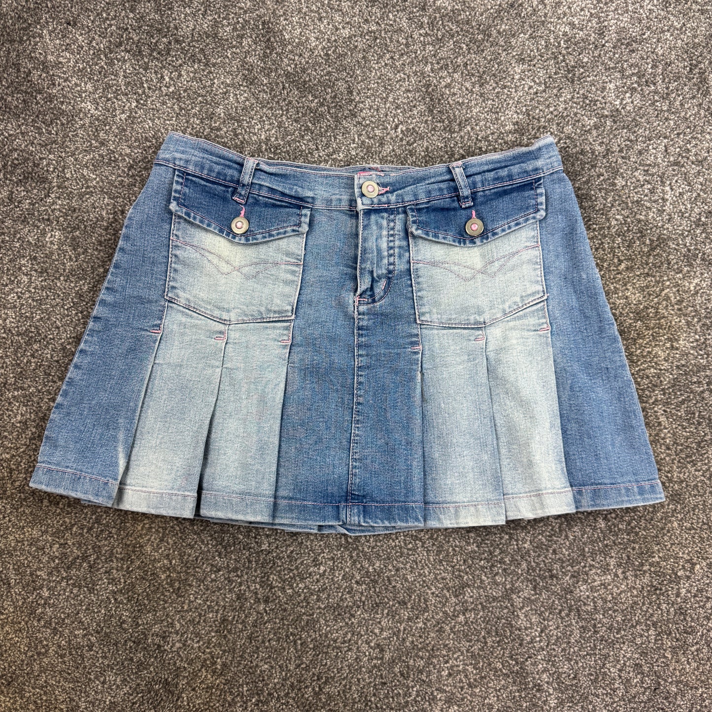 Y2K vintage faded denim pleated pink contrast stitch mini skirt