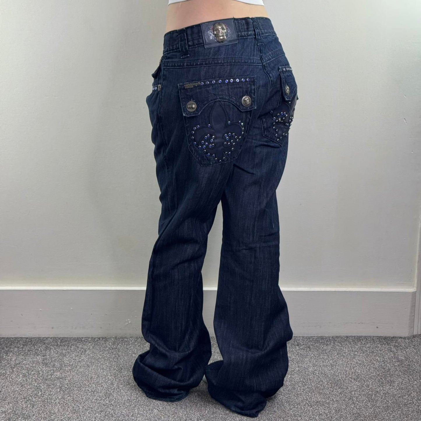 Y2K vintage Laguna Beach bootcut jeans filigree rhinestones skull dark blue
