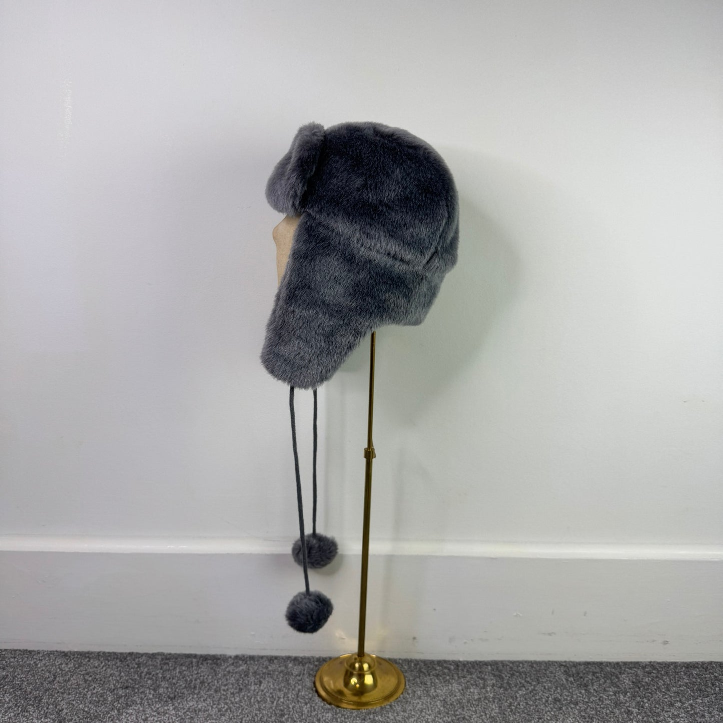 Y2K vintage grey faux fur trapper hat pom poms