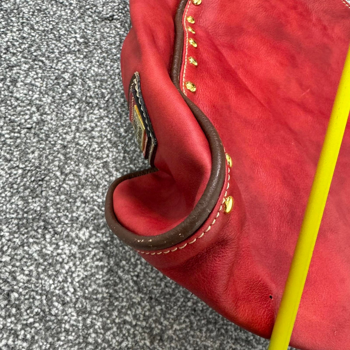 Y2K vintage faux leather studded red handbag crossbody strap brown red medium