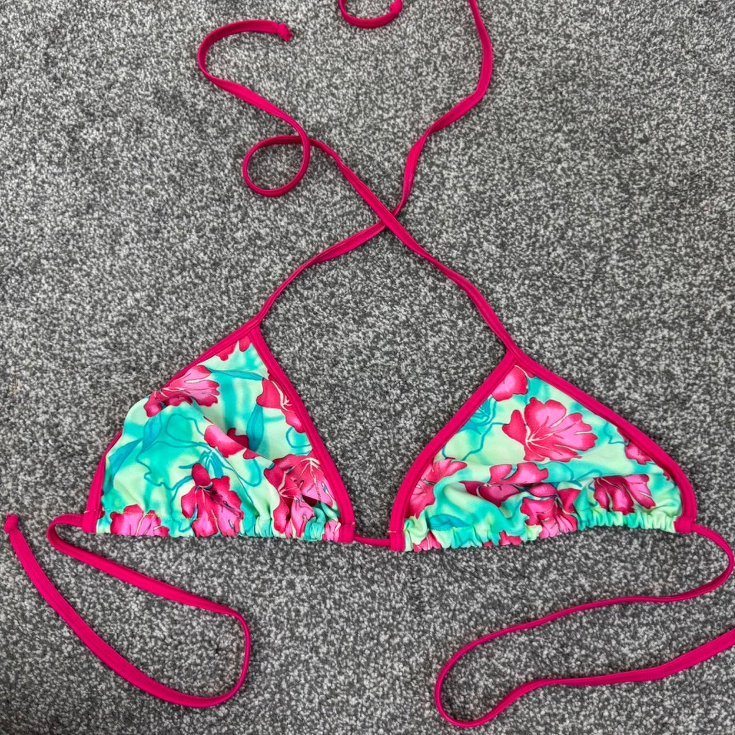 Y2K vintage hibiscus floral halter neck bikini top pink green no padding