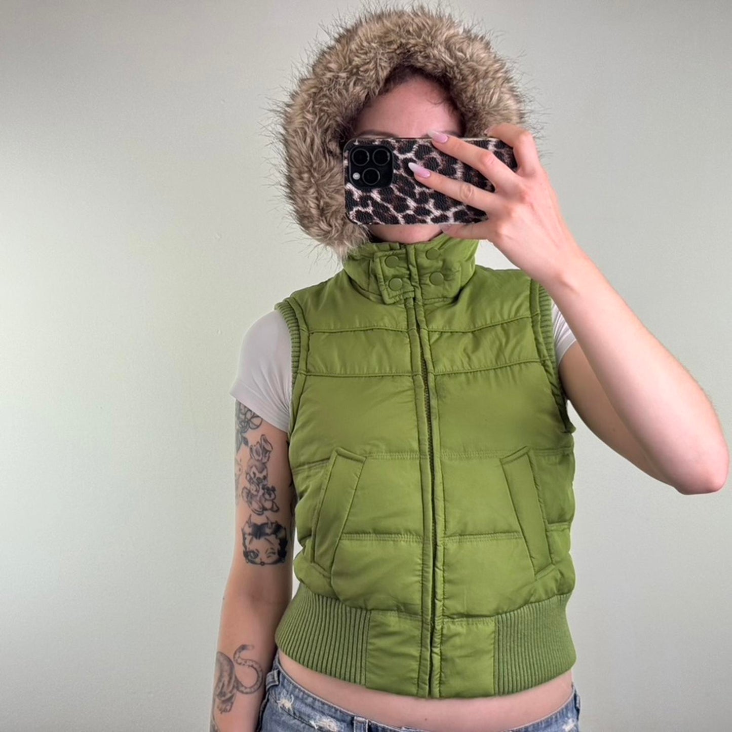 Y2K vintage Aeropostale gilet sleeveless jacket body warmer faux fur trim hood