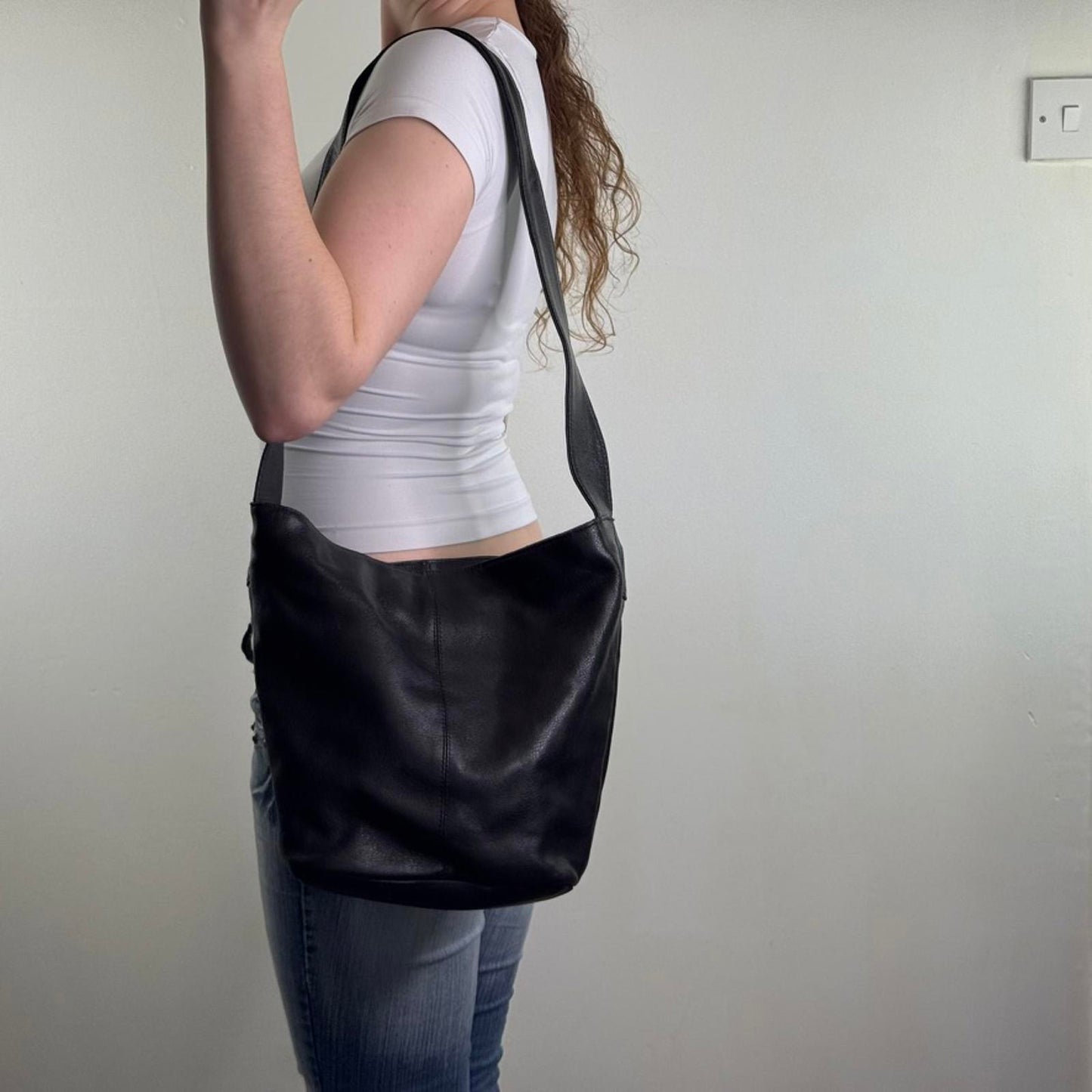 Y2K vintage genuine leather bucket shoulder bag crossbody compartments