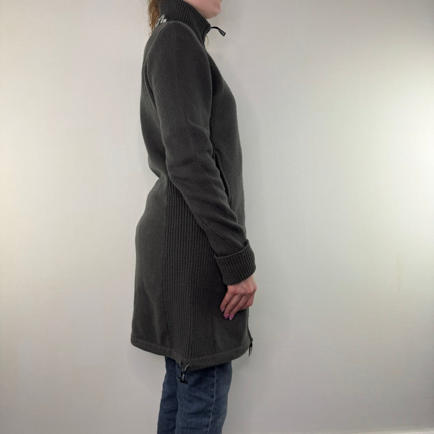 Y2K vintage Bench knit long length zip up fitted cardigan