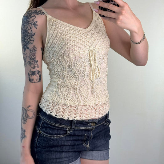 Y2K vintage crochet beaded cami top bow v neck adjustable straps cream