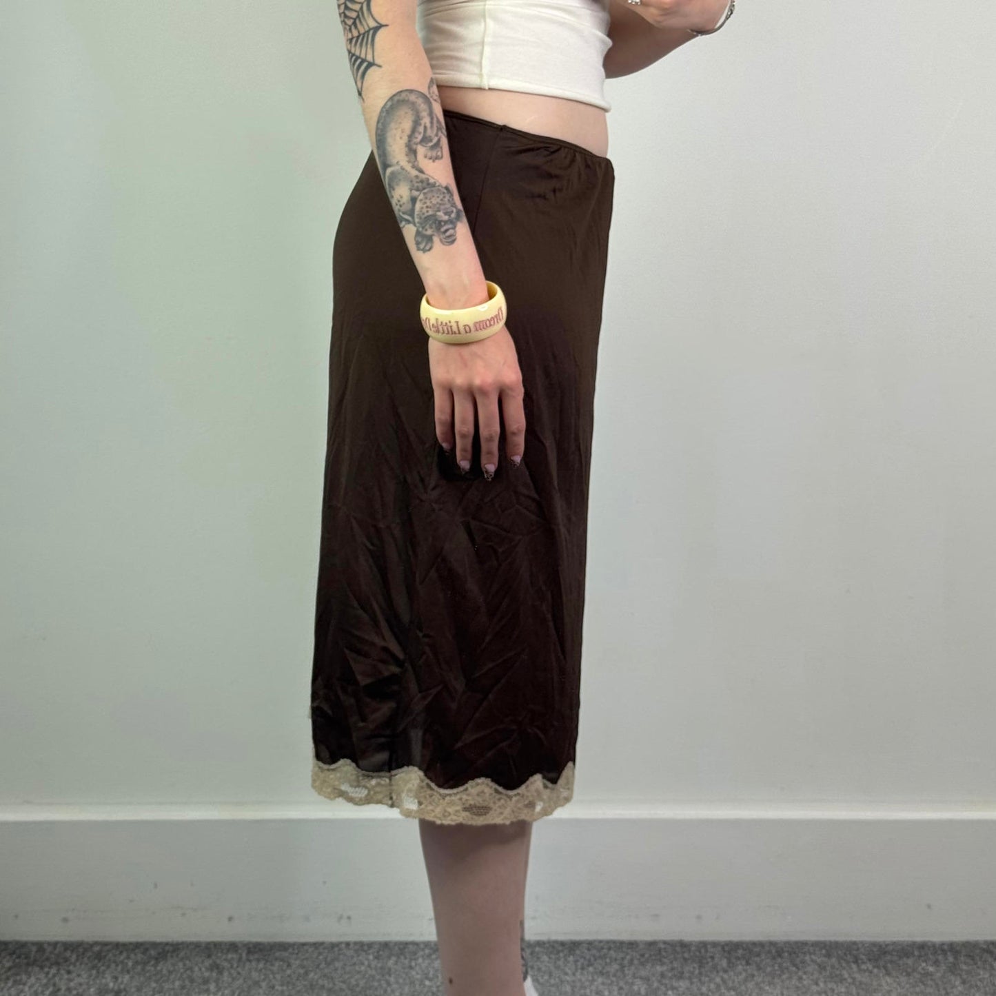Vintage slip midi skirt lace trim brown cream past knee length