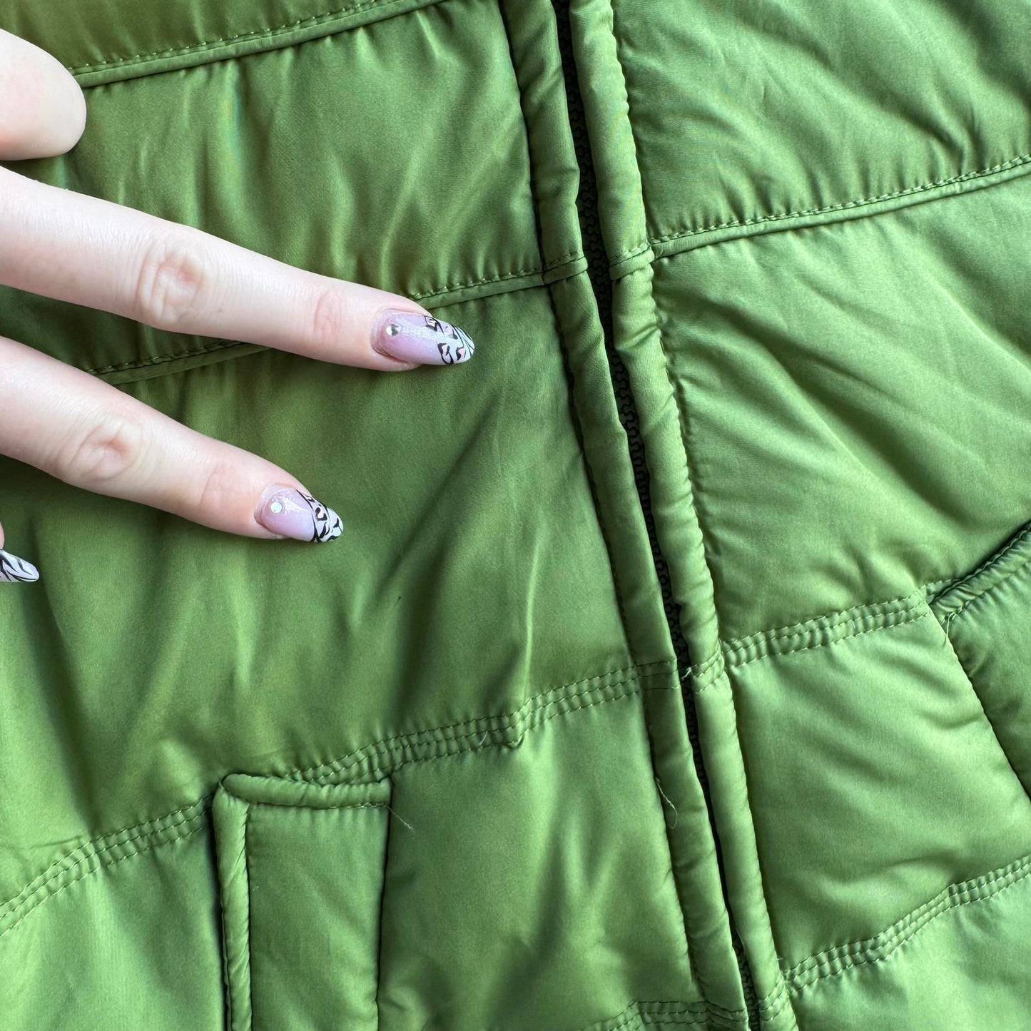 Y2K vintage Aeropostale gilet sleeveless jacket body warmer faux fur trim hood