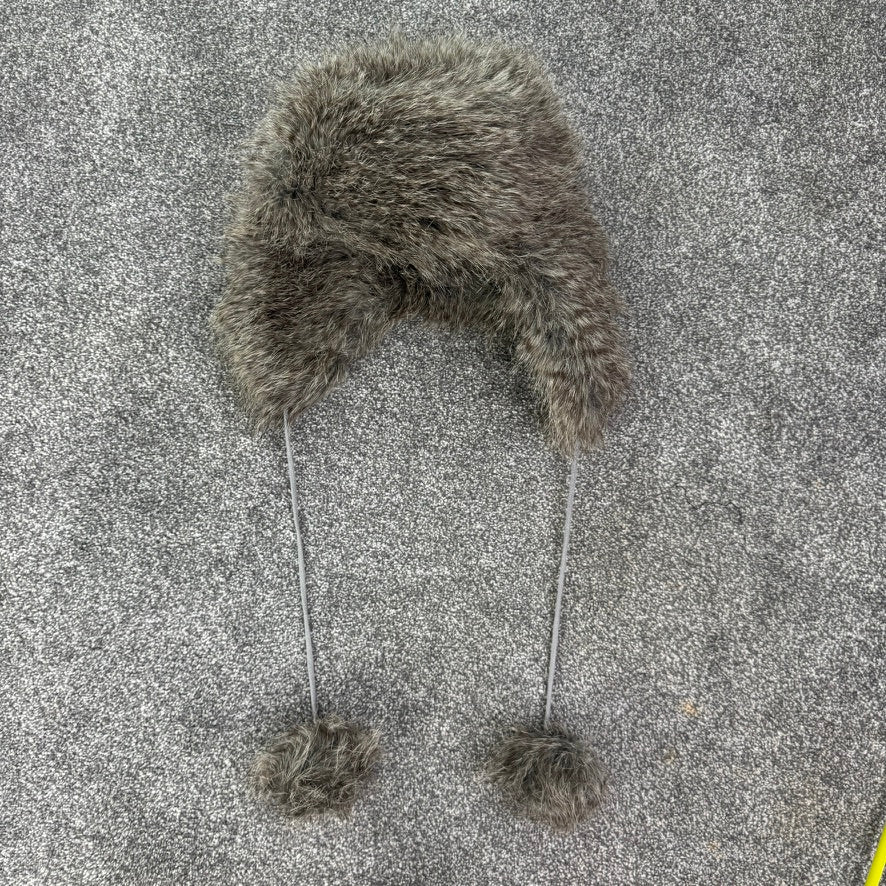 Y2K vintage faux fur trapper hat pom poms