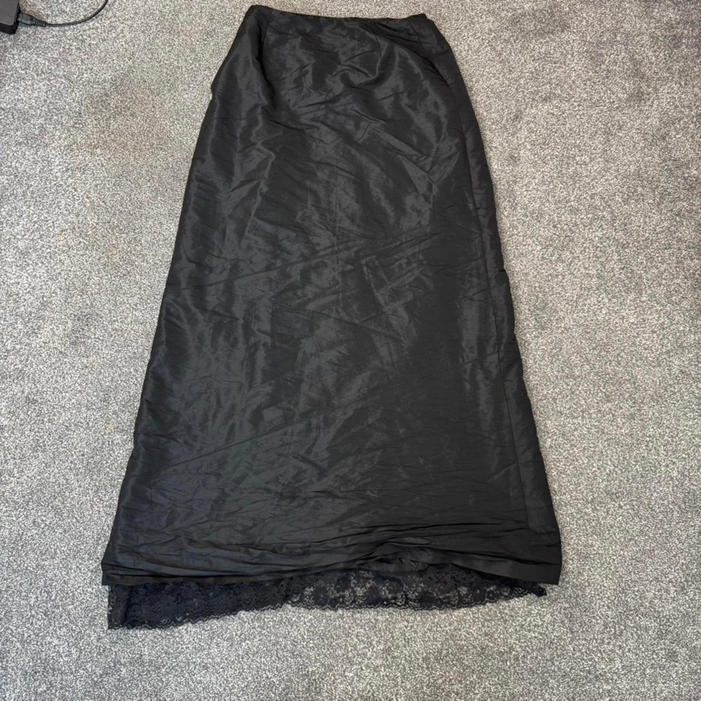 Y2K vintage a line maxi skirt lace trim hem full length