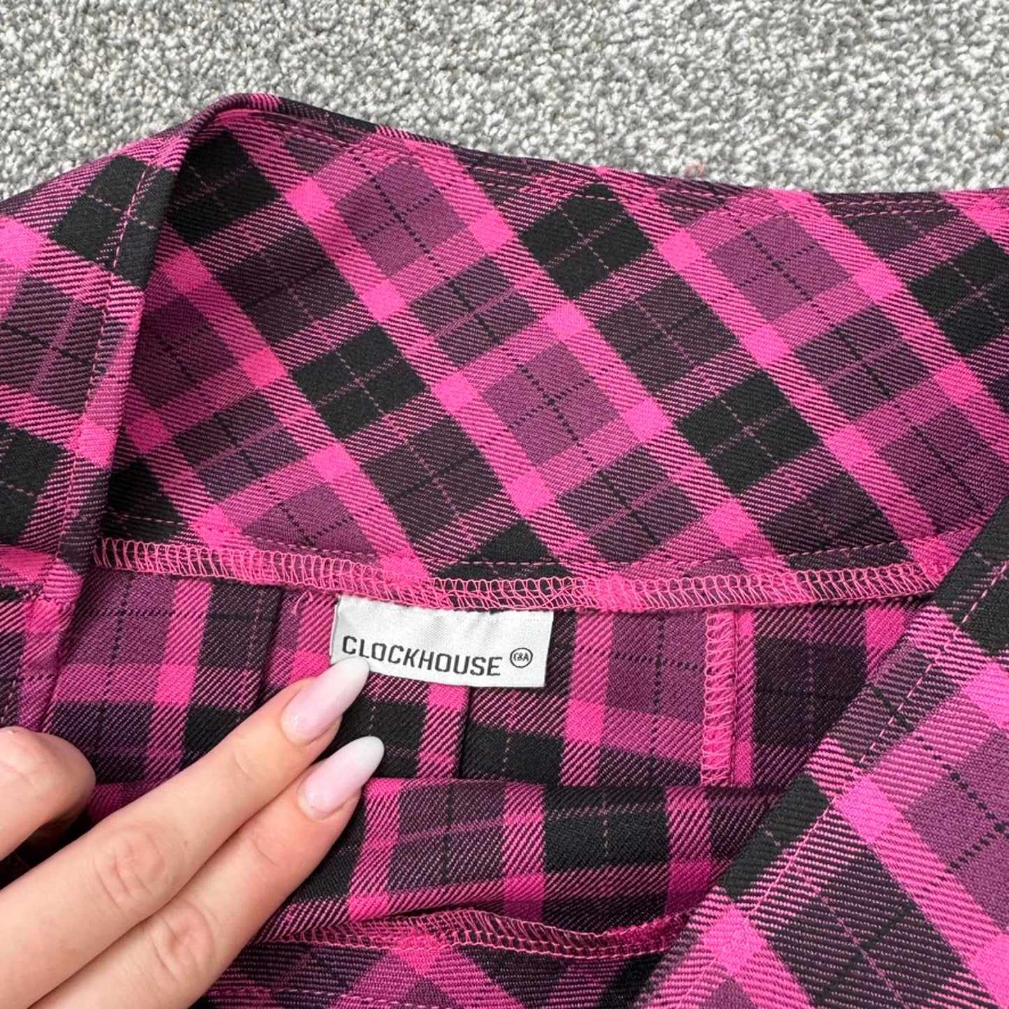 Y2K vintage tartan print mini skirt pleated black pink check pattern mid rise