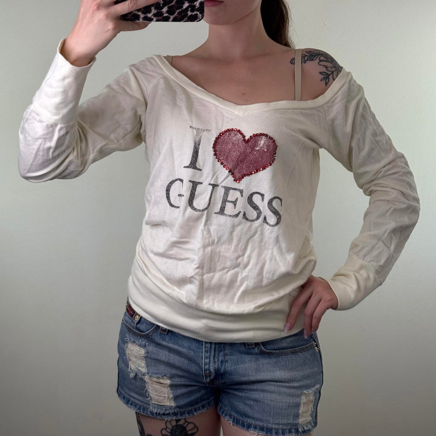 Y2K vintage Guess slouchy jumper rhinestone i love lightweight graphic print