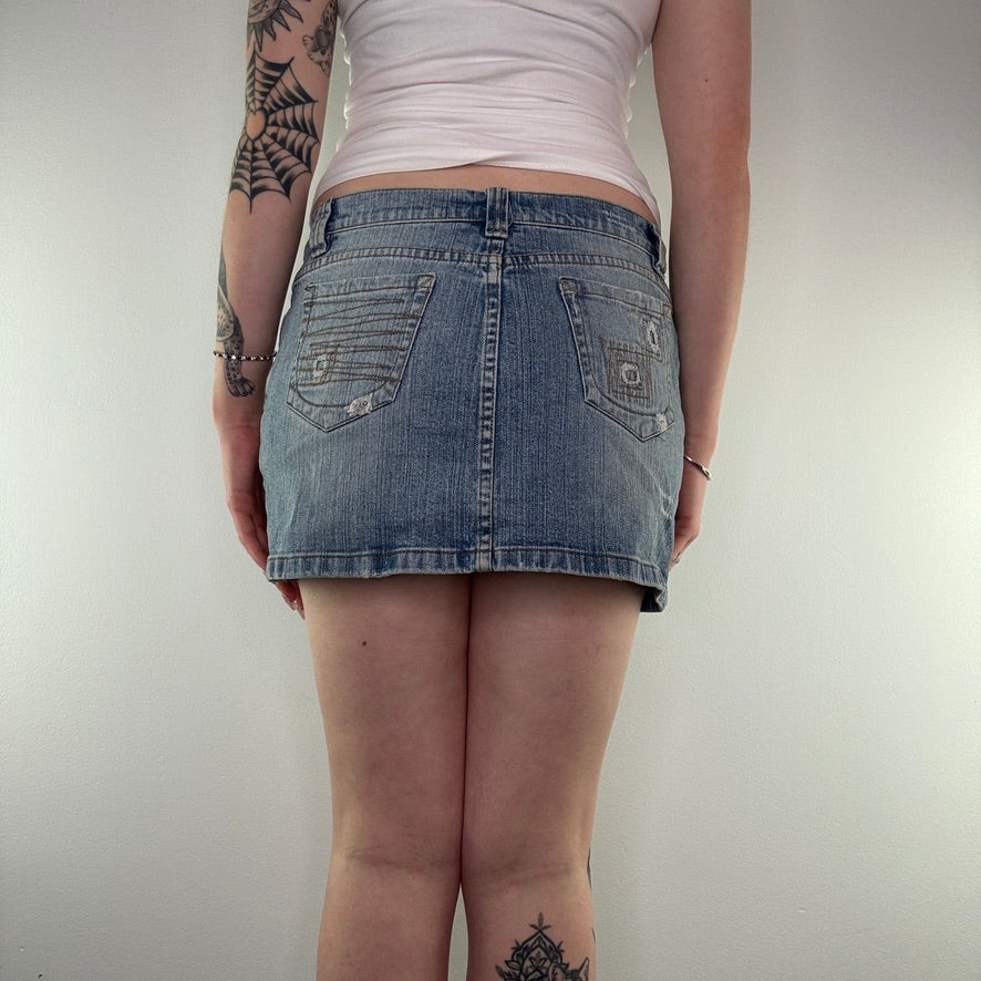 Y2K vintage distressed low rise denim mini skirt