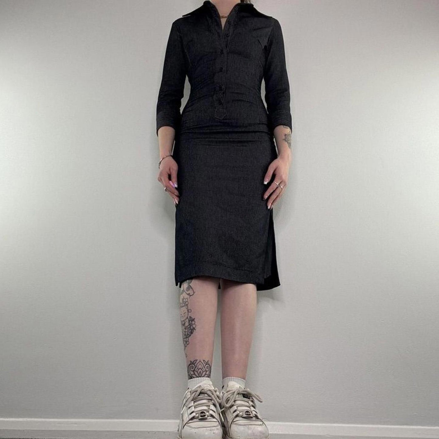 Y2K vintage denim midi dress collared 3/4 sleeve fitted knee length button up
