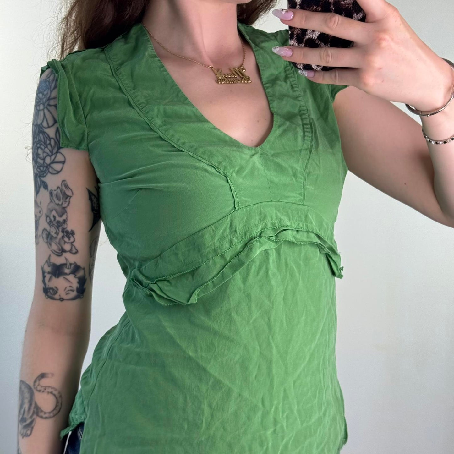 Y2K vintage 100% silk frill short sleeve top blouse v neck lightweight green