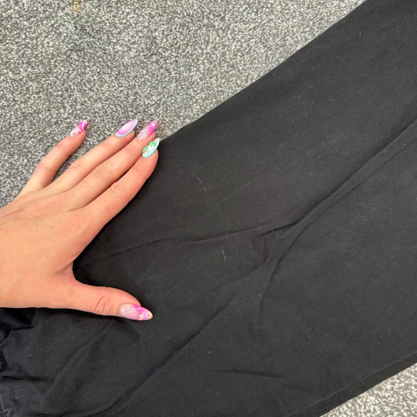 Y2K vintage sparkly slogan cargo trousers "divine punk" cropped capri glitter