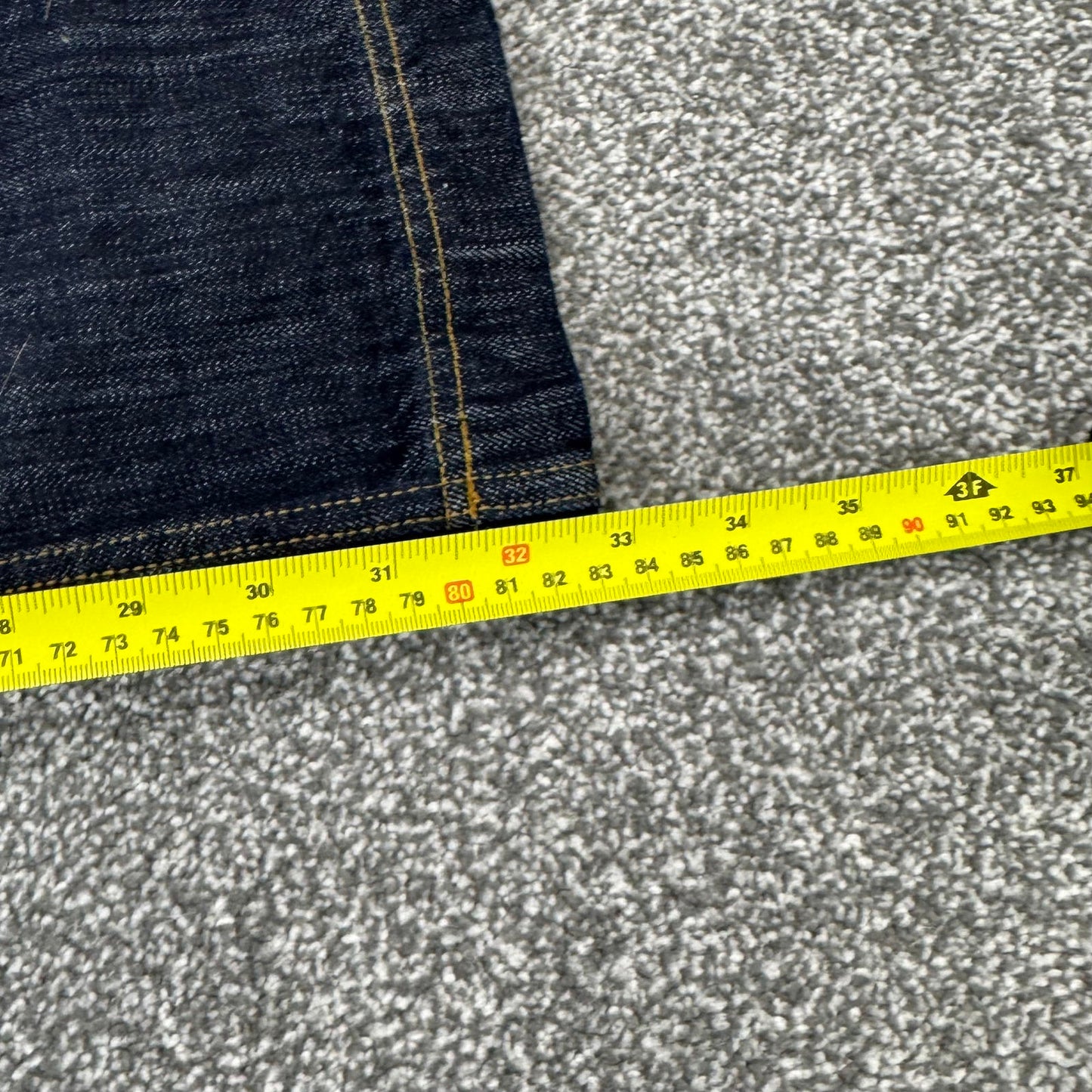 Peachy Den gigi slim leg denim jeans rinse mid rise- large