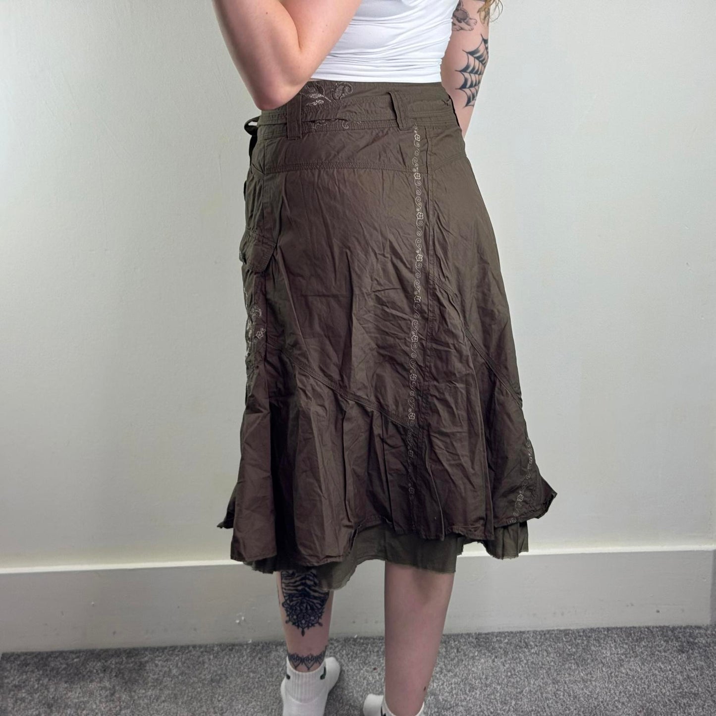 Y2K vintage midi skirt floral embroidery sequin embellished cargo with belt