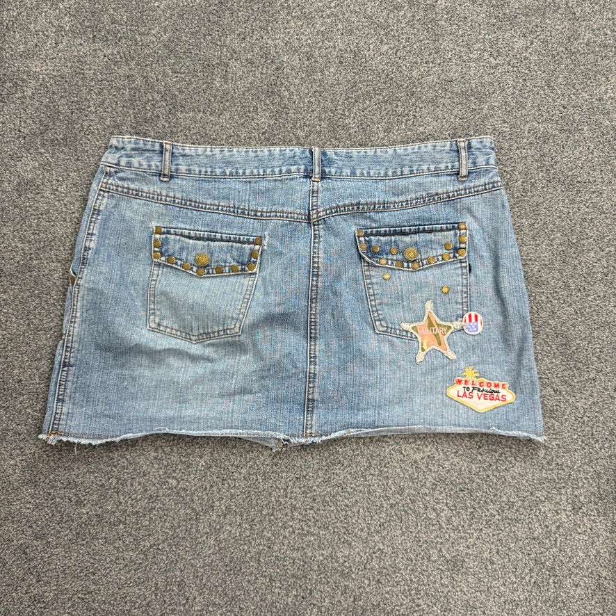 Y2K low rise skull patches studded denim mini skirt