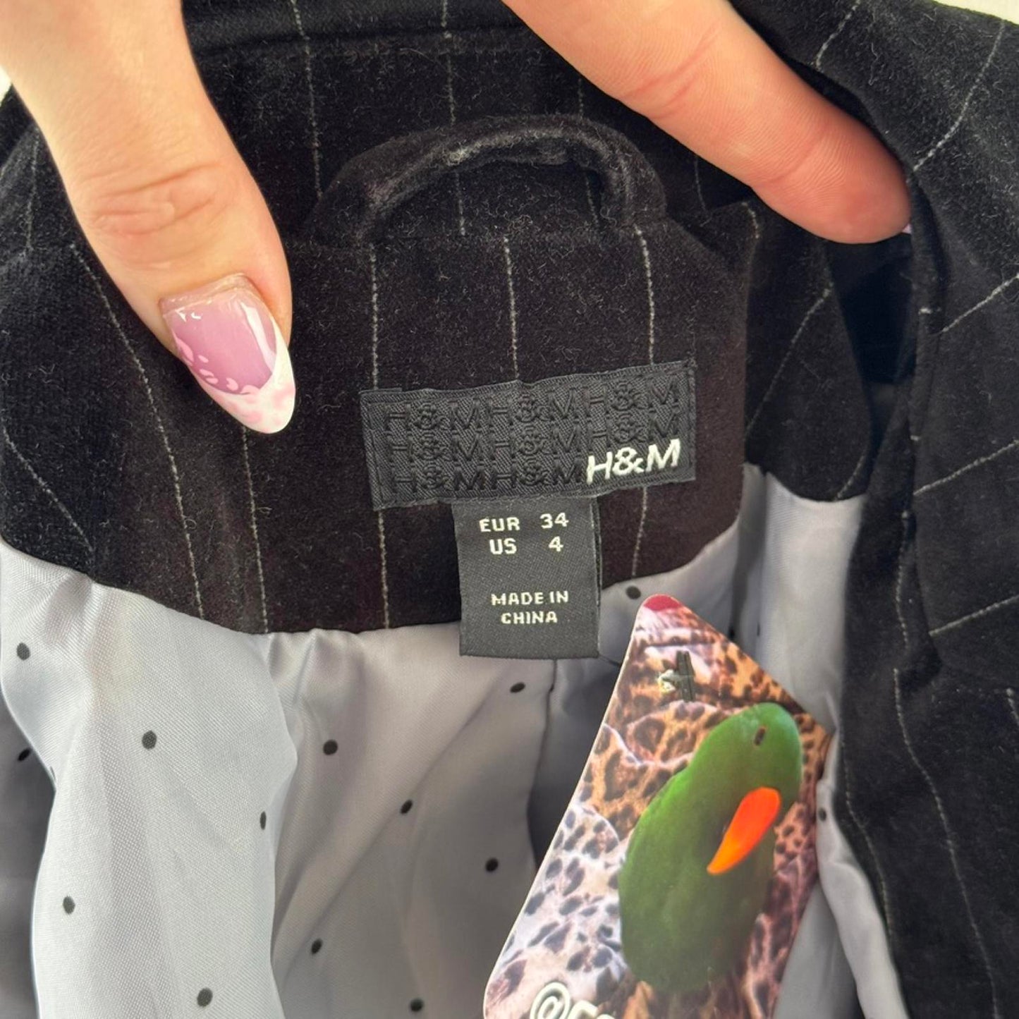 Y2K vintage velour pinstripe blazer jacket shell button up shoulder pad tailored