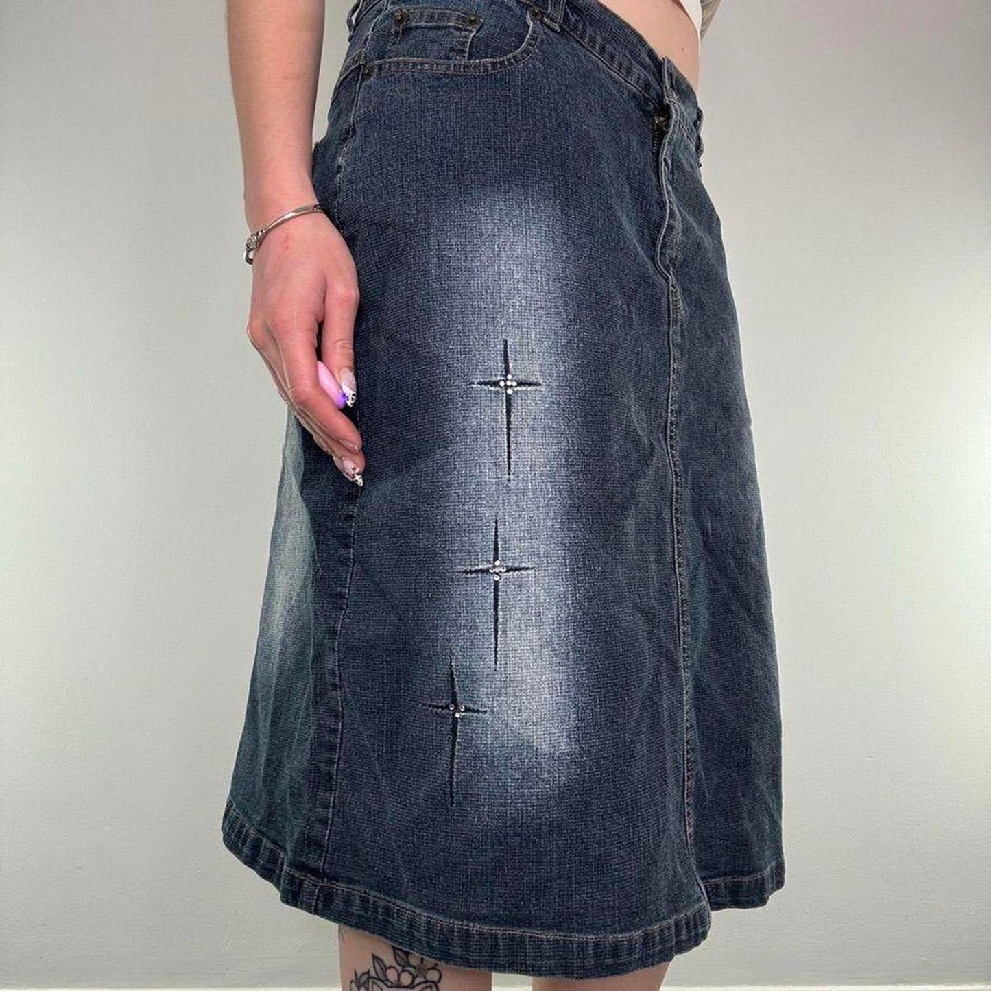 Y2K vintage sparkle embroidered rhinestone faded dark blue denim midi skirt