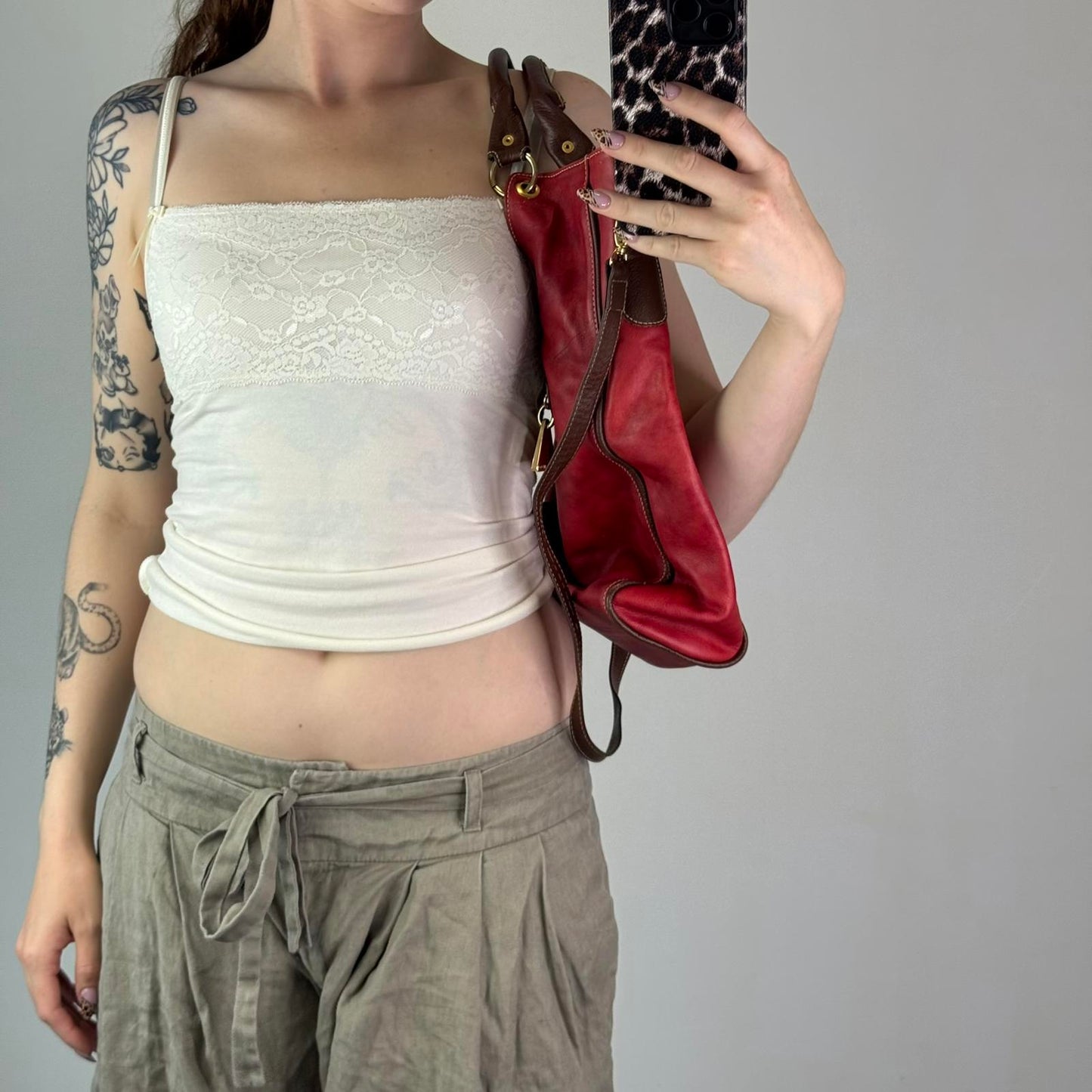 Y2K vintage faux leather studded red handbag crossbody strap brown red medium