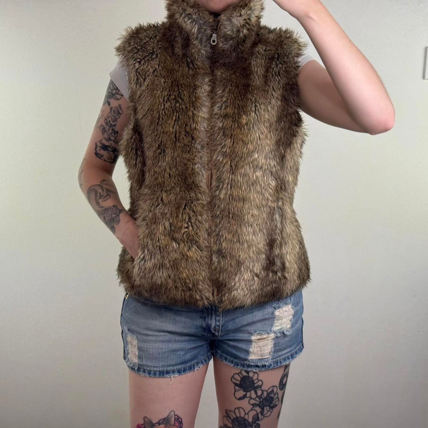 Y2K vintage Topshop faux fur sleeveless gilet body warmer high neck brown
