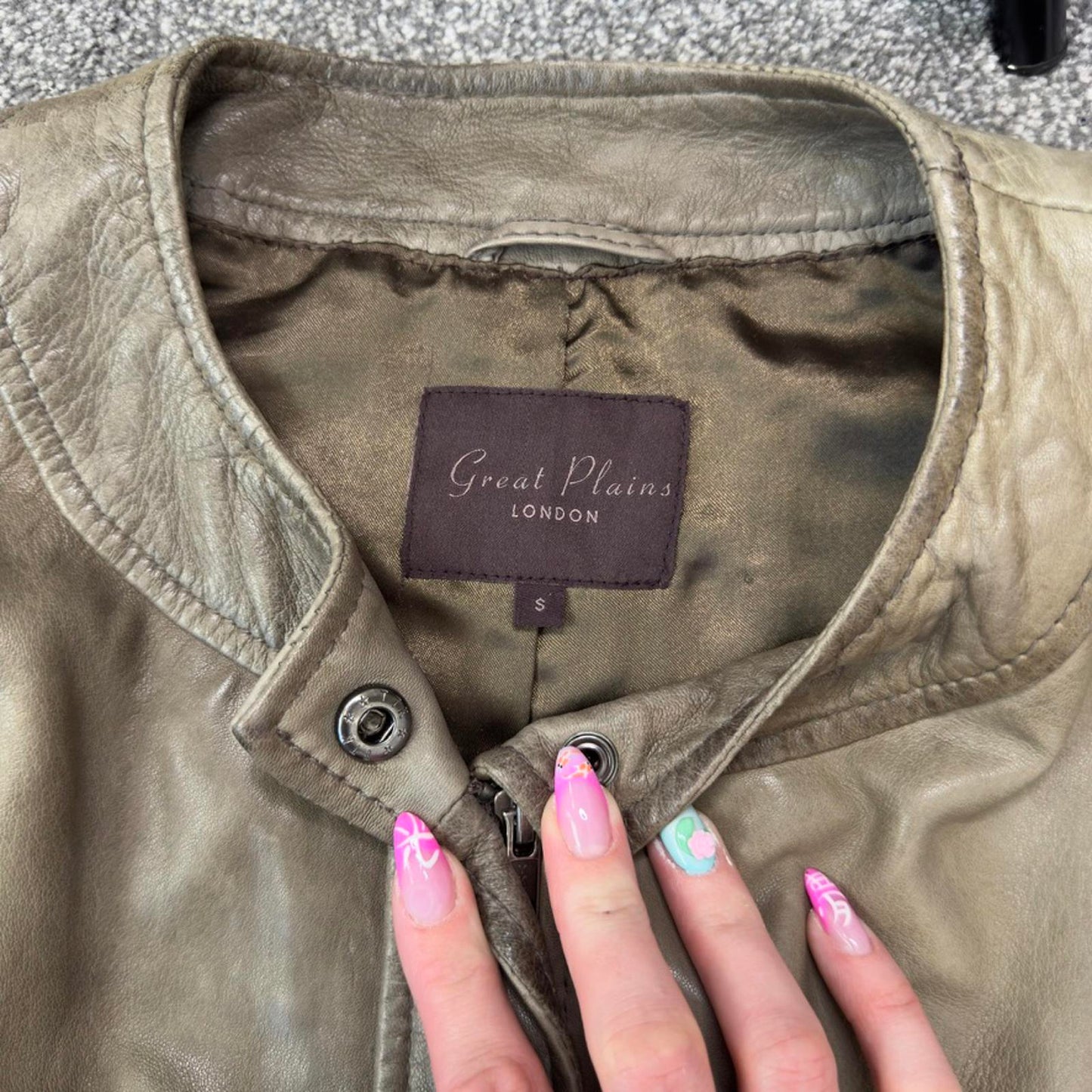 Y2K vintage genuine butter soft leather zip up jacket round neckline olive green