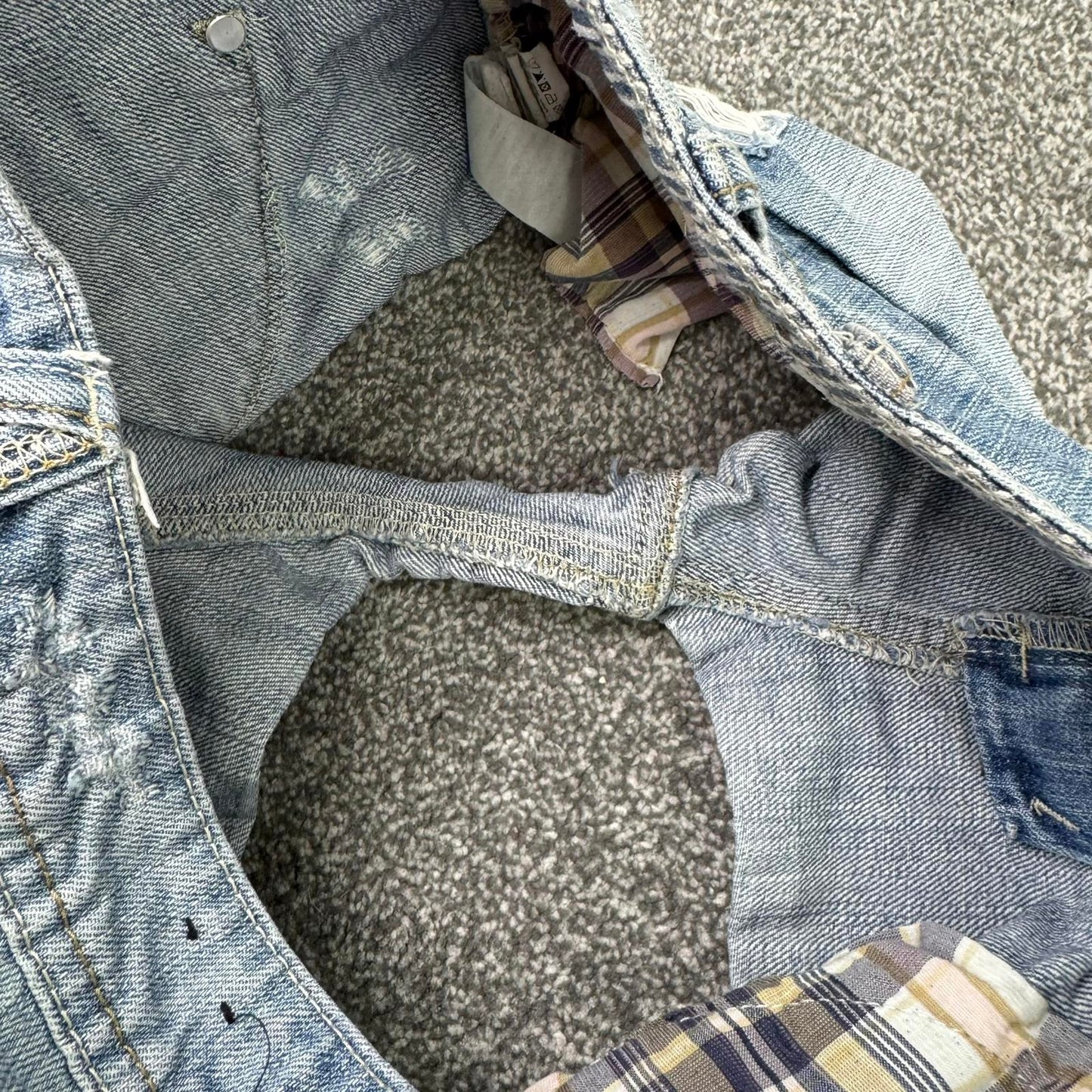 Y2K vintage low rise micro mini shorts hot pants distressed light blue wash