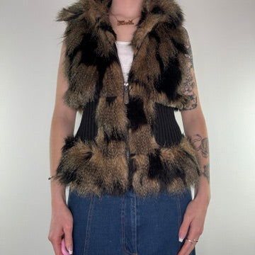 Y2K faux fur fitted zip up gilet