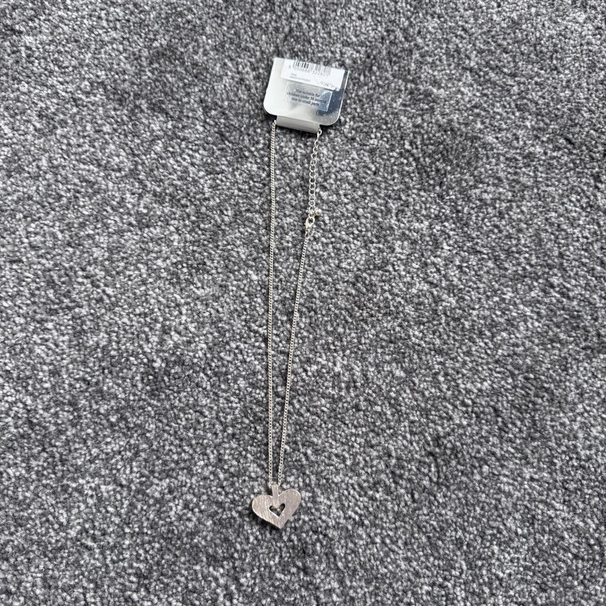 Y2K vintage Tammy heart necklace