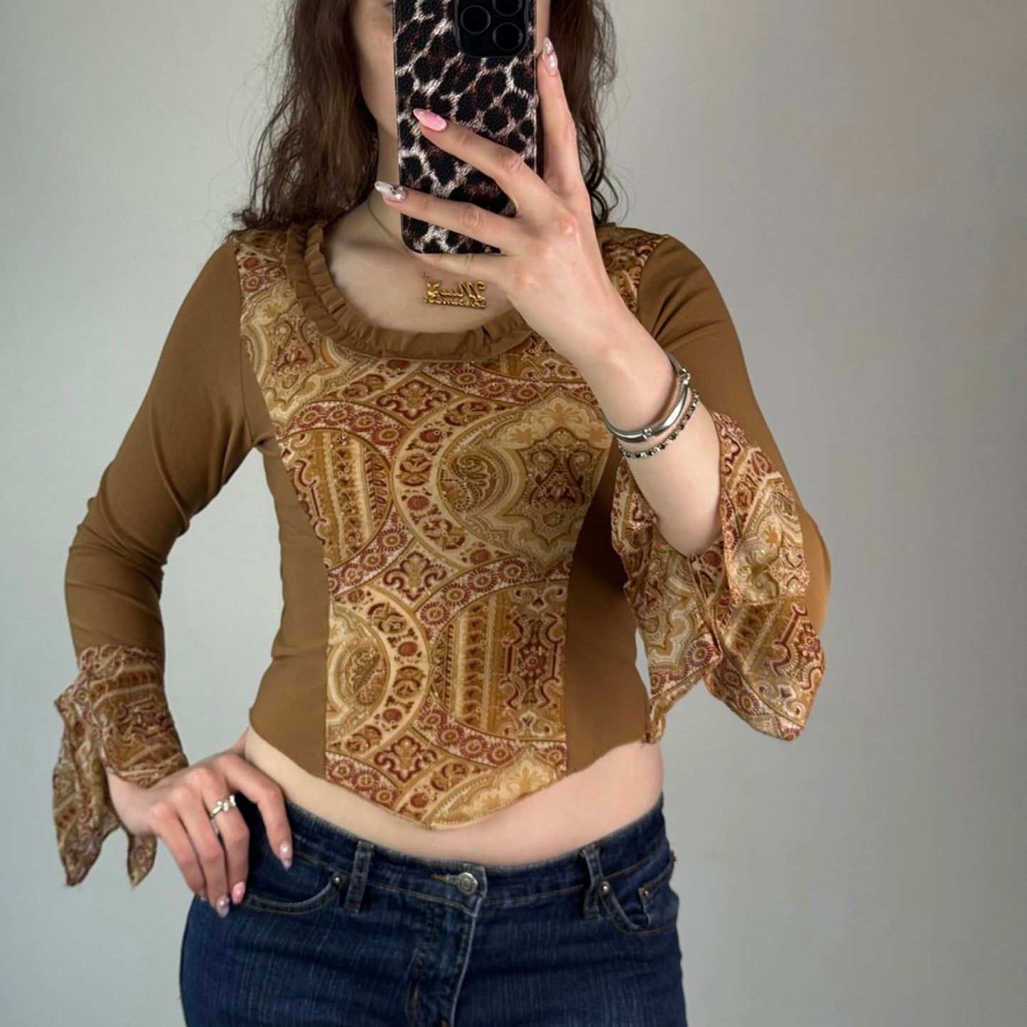 Y2K vintage boho paisley print flare sleeve stretchy fitted hanky hem top ruffle