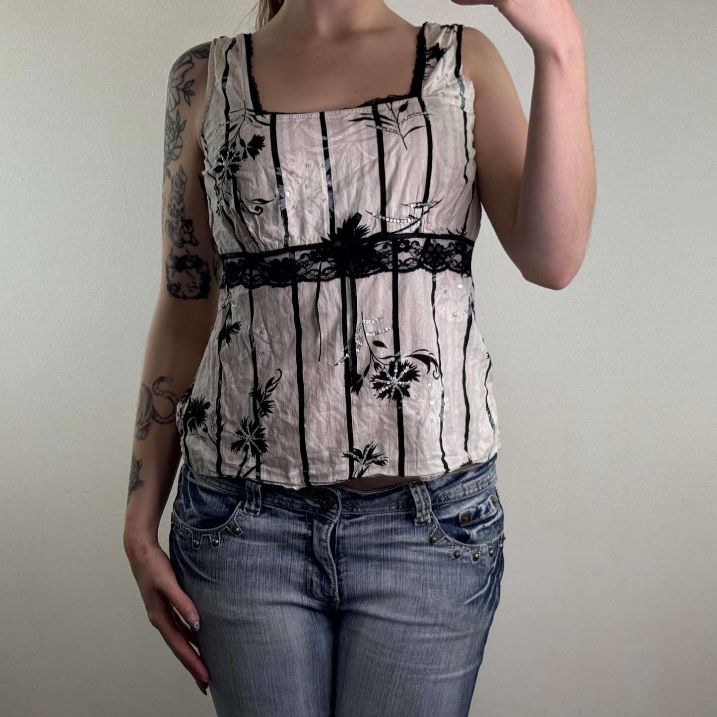 Y2K vintage square neck tank top lace trim sequin floral graphic print