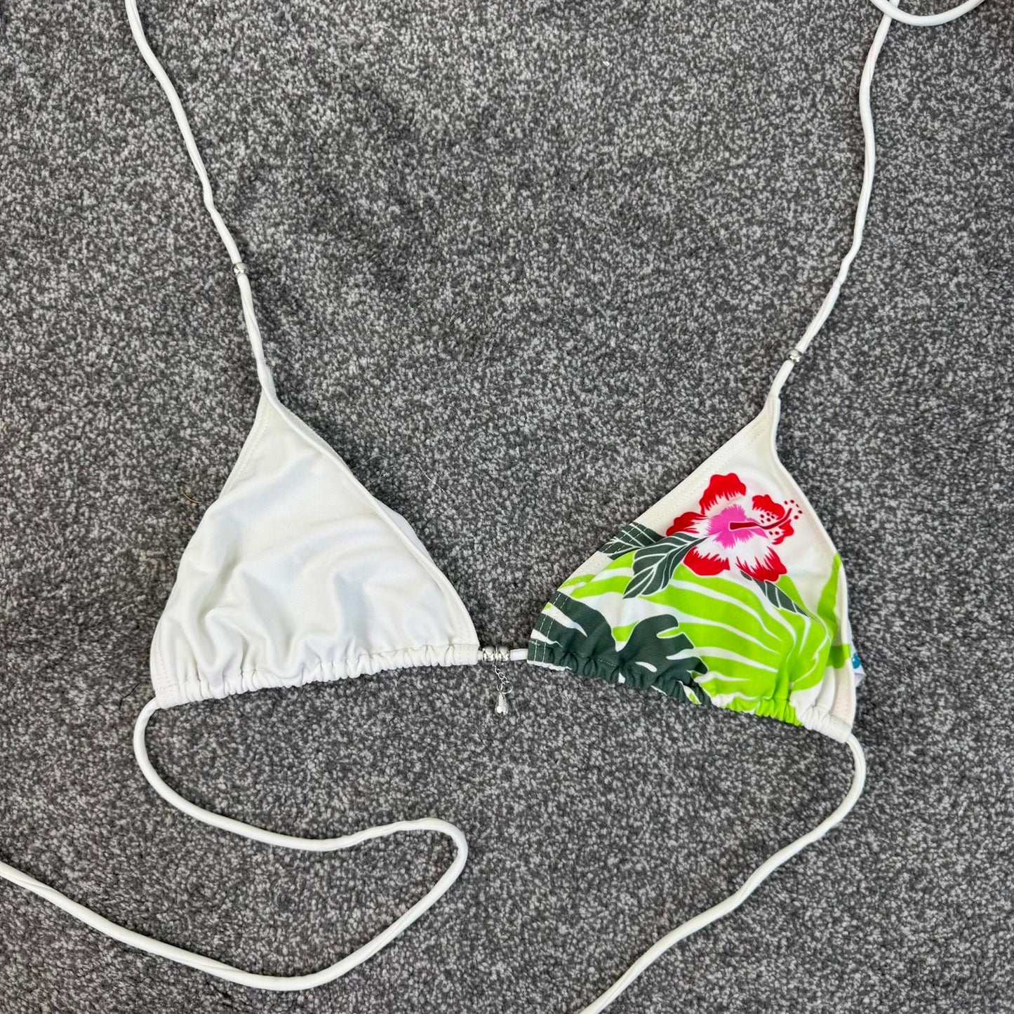 Y2K vintage Bay halter neck floral hibiscus bikini top beaded charm no padding