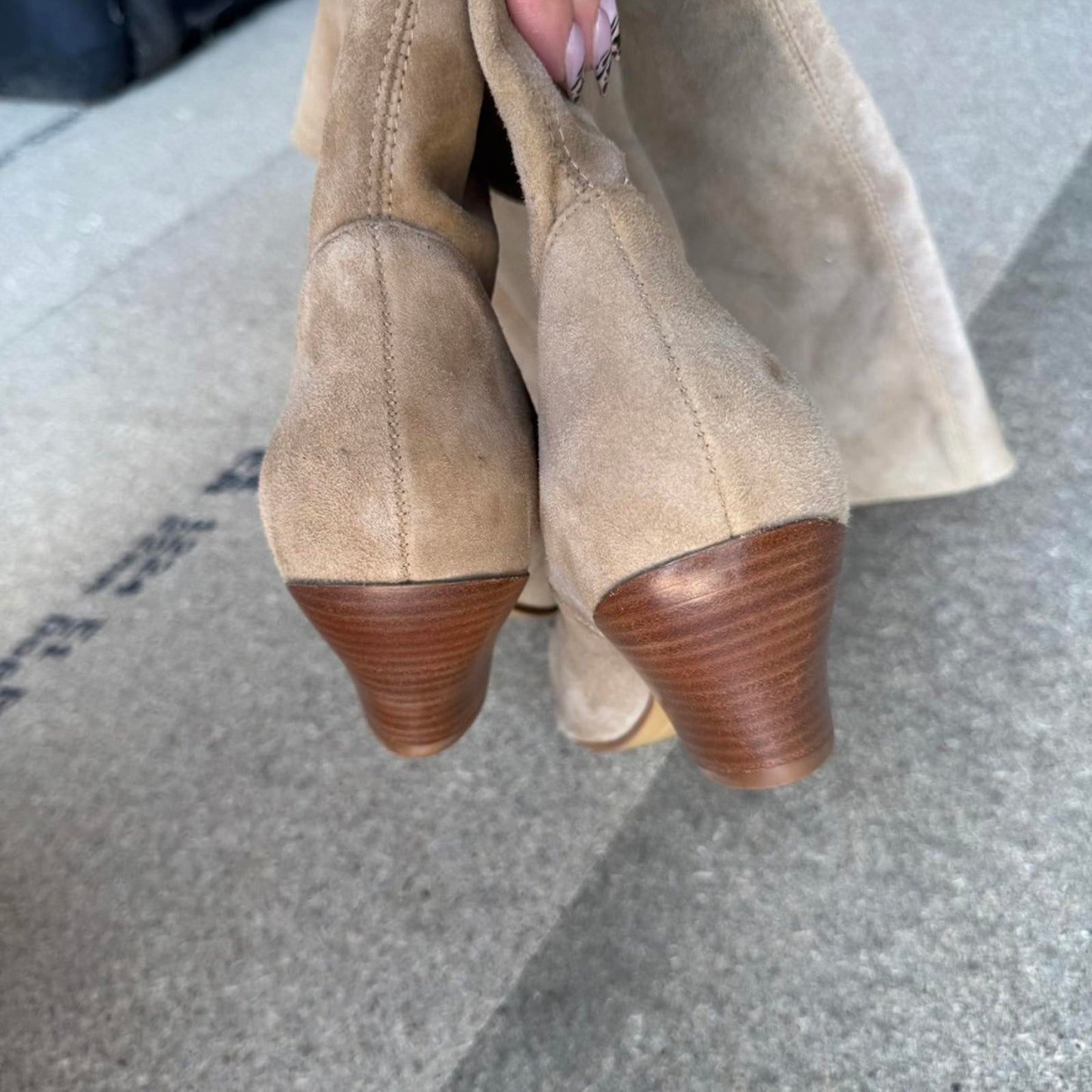 Y2K vintage Nine West suede knee tall length boots block heel pointed toe beige