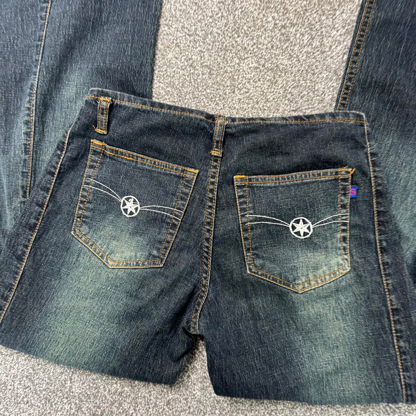 Y2K vintage mid rise flared oversized baggy faded denim jeans star embroidery