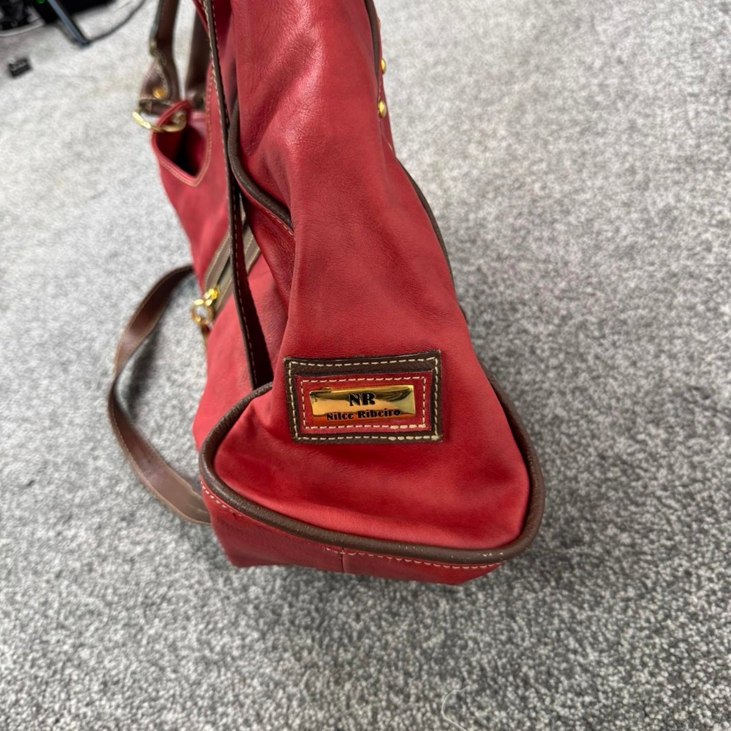 Y2K vintage faux leather studded red handbag crossbody strap brown red medium