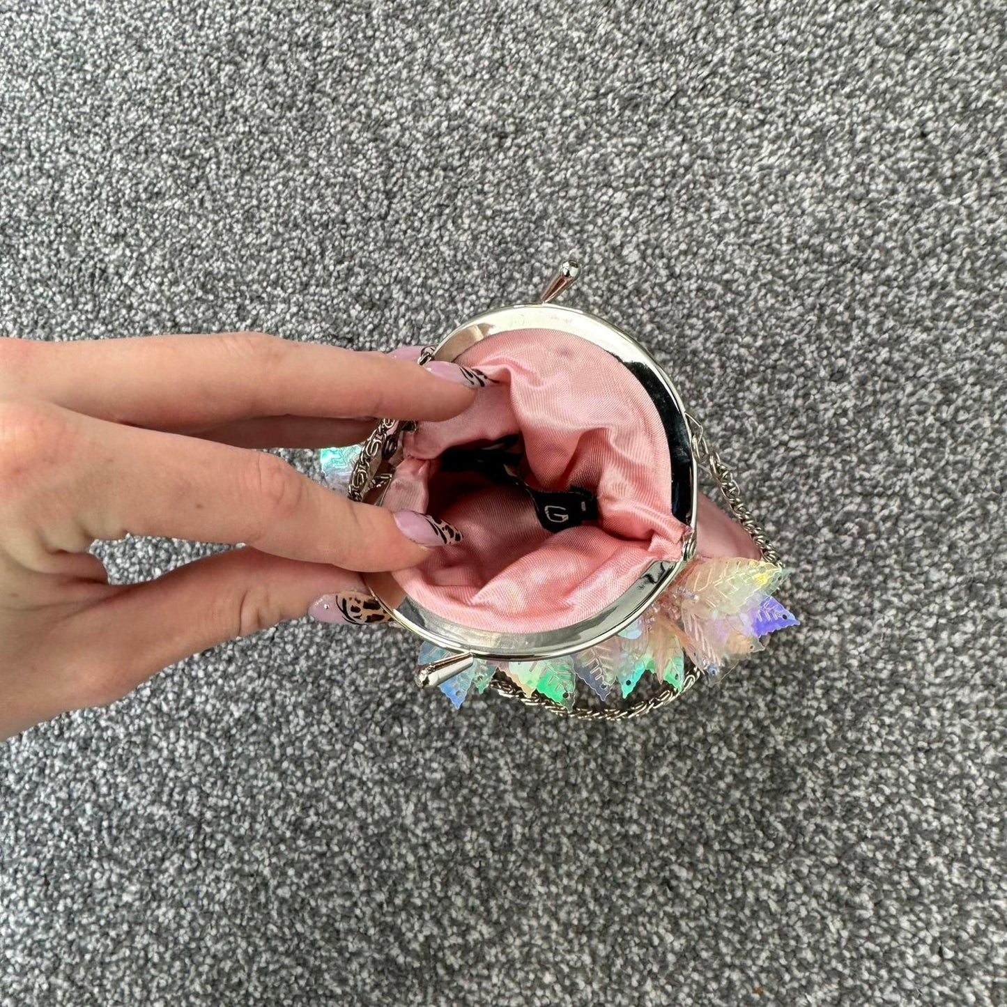 Y2K vintage pink satin leaf embellished chain mini micro purse evening beaded