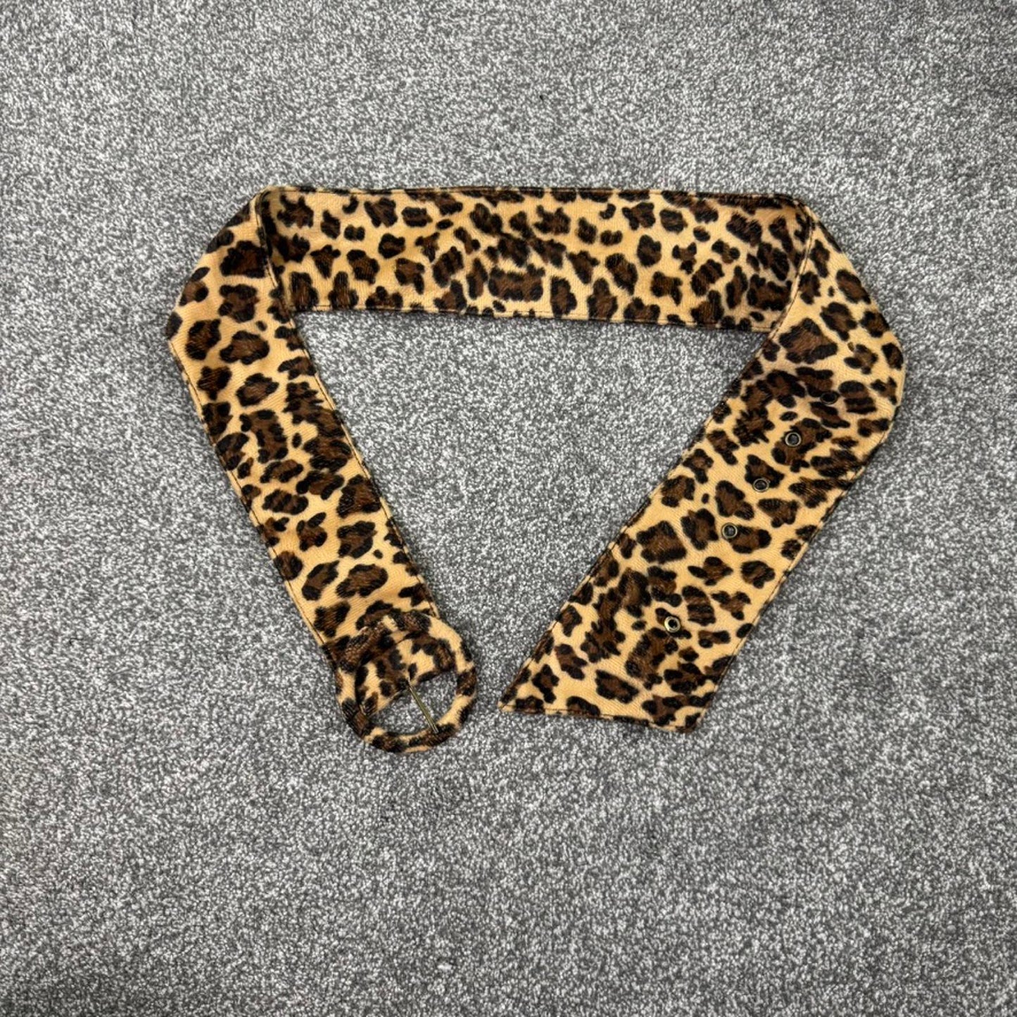Y2K vintage faux fur leopard print belt o ring buckle chunky fuzzy