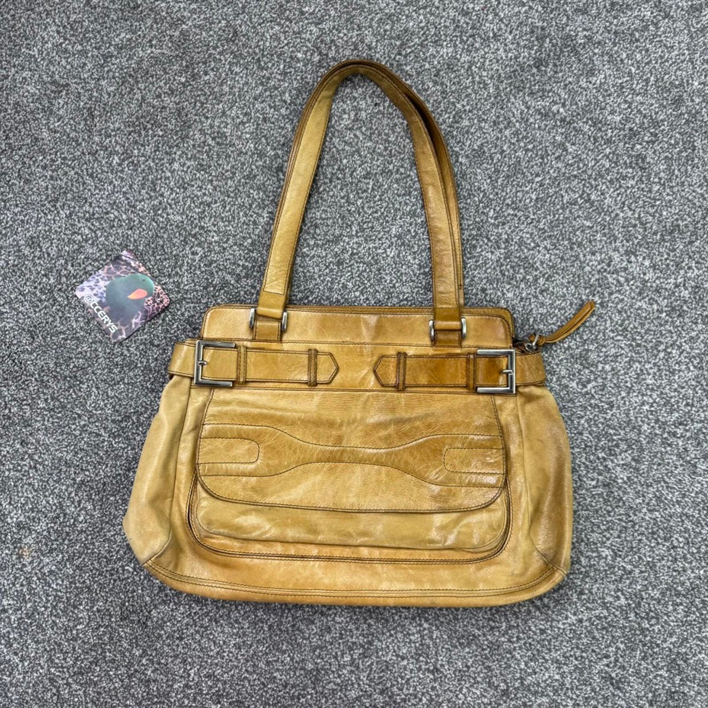 Y2K vintage Ted Baker genuine leather shoulder bag buckles light brown