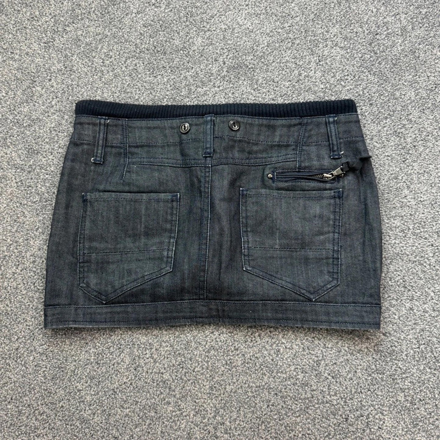 Y2K vintage low rise mini skirt dark navy denim buckle stretchy waistband