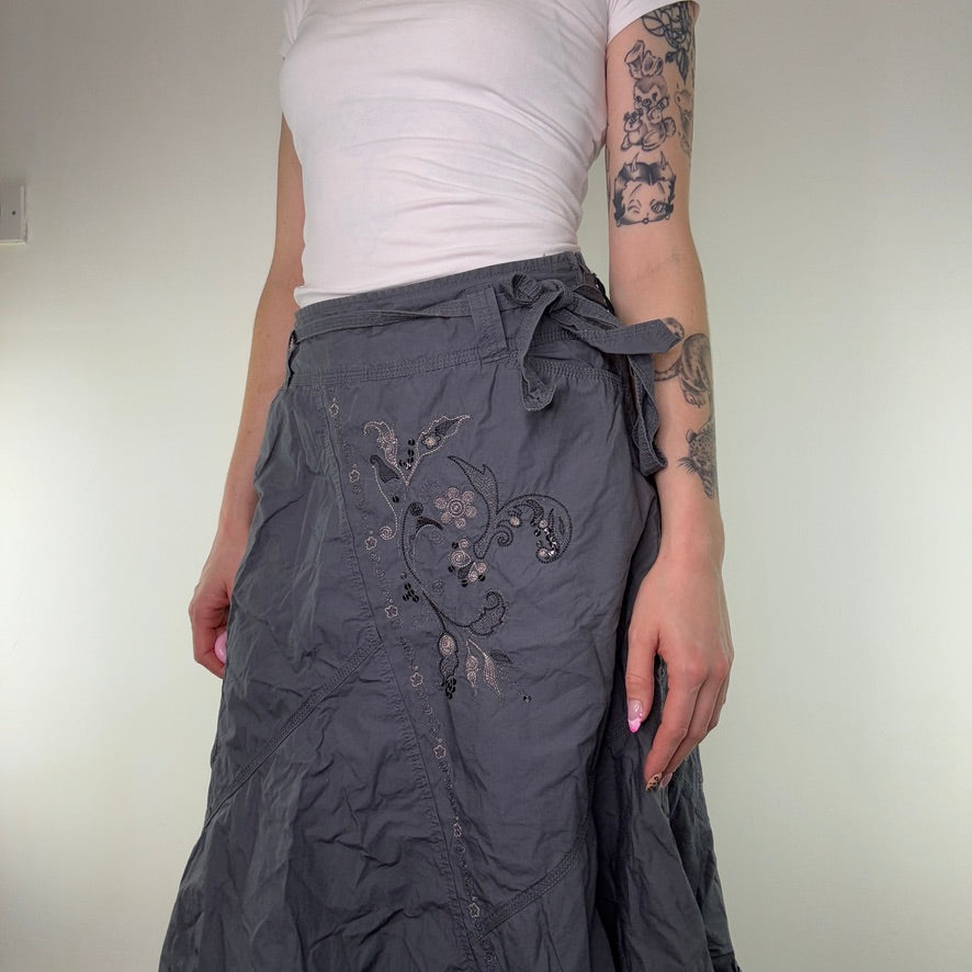 Y2K vintage grey midi skirt floaty archive floral embroidered