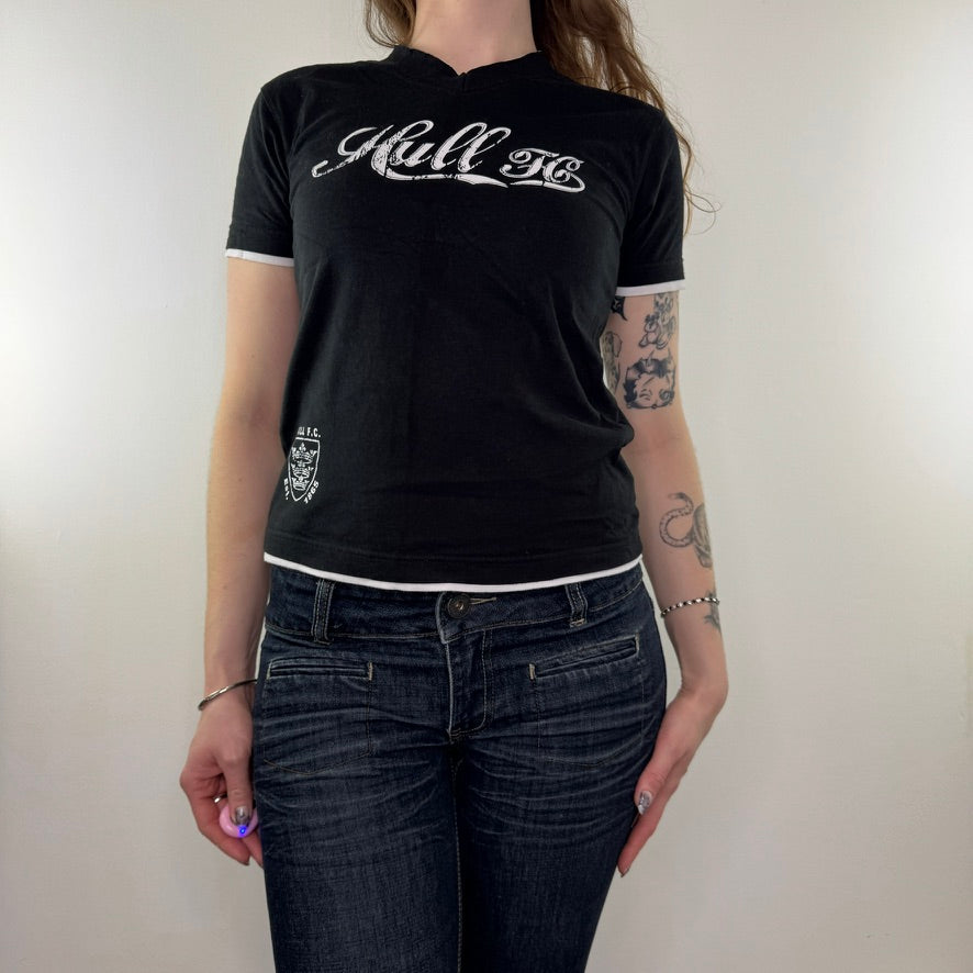 Y2K vintage Hull F.C spell out t shirt