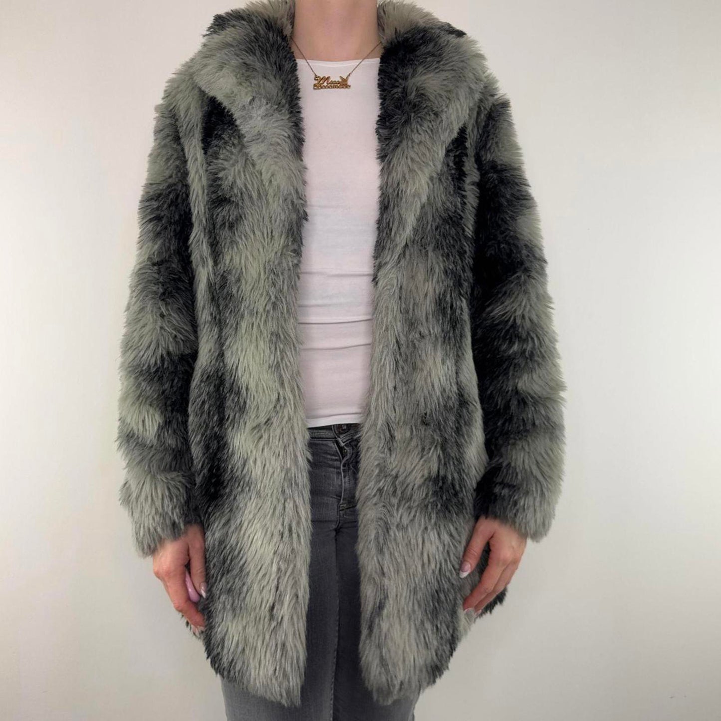Y2K vintage faux fur mid length coat grey black side pockets stripe warm winter