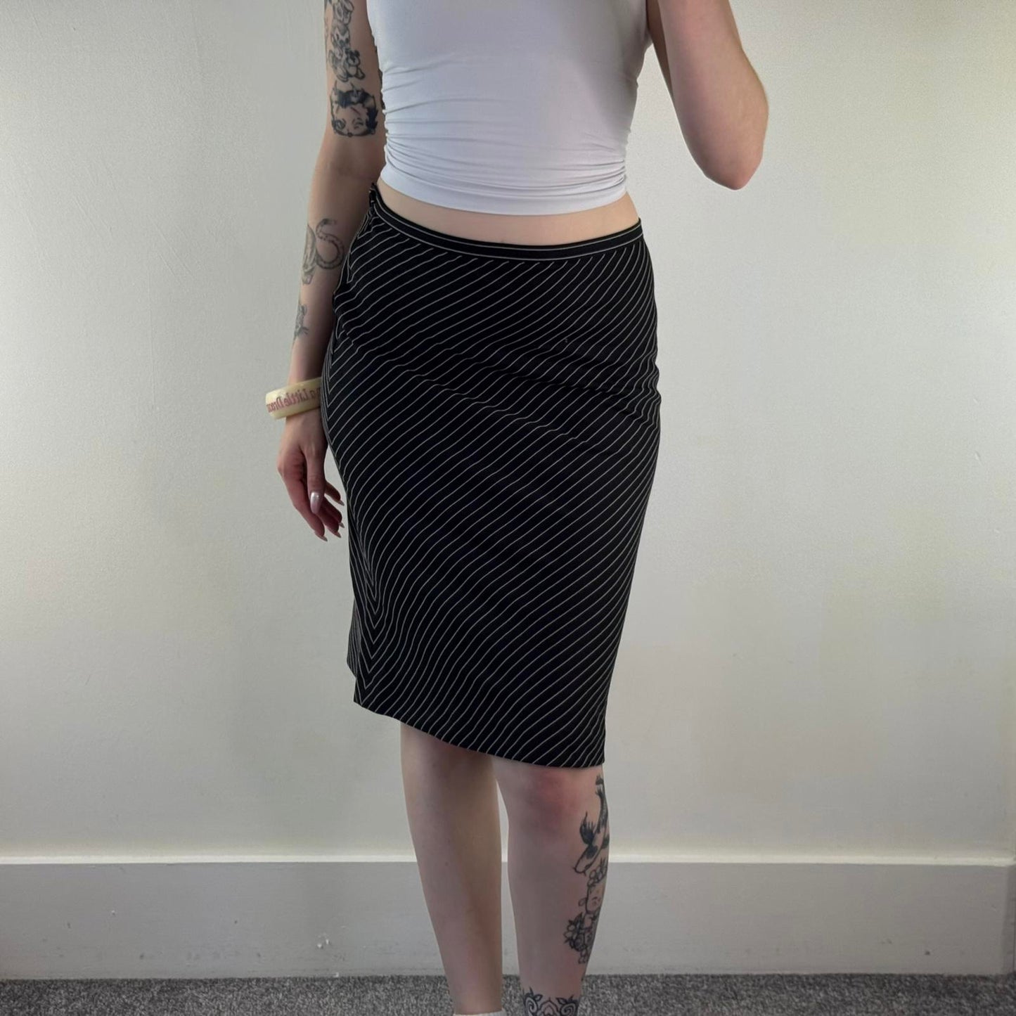 Y2K vintage pinstripe diagonal stripe midi skirt knee length black white