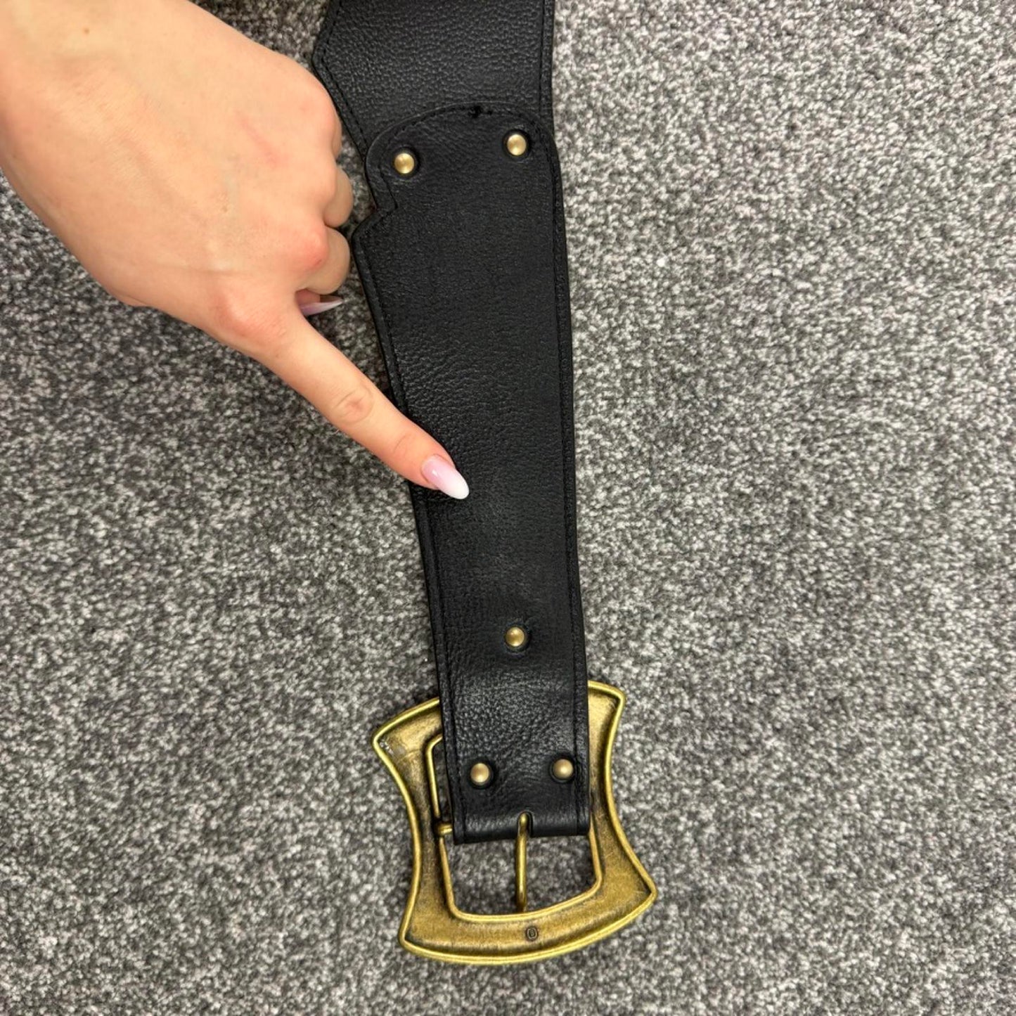 Y2K vintage genuine leather chunky belt square buckle black gold studded