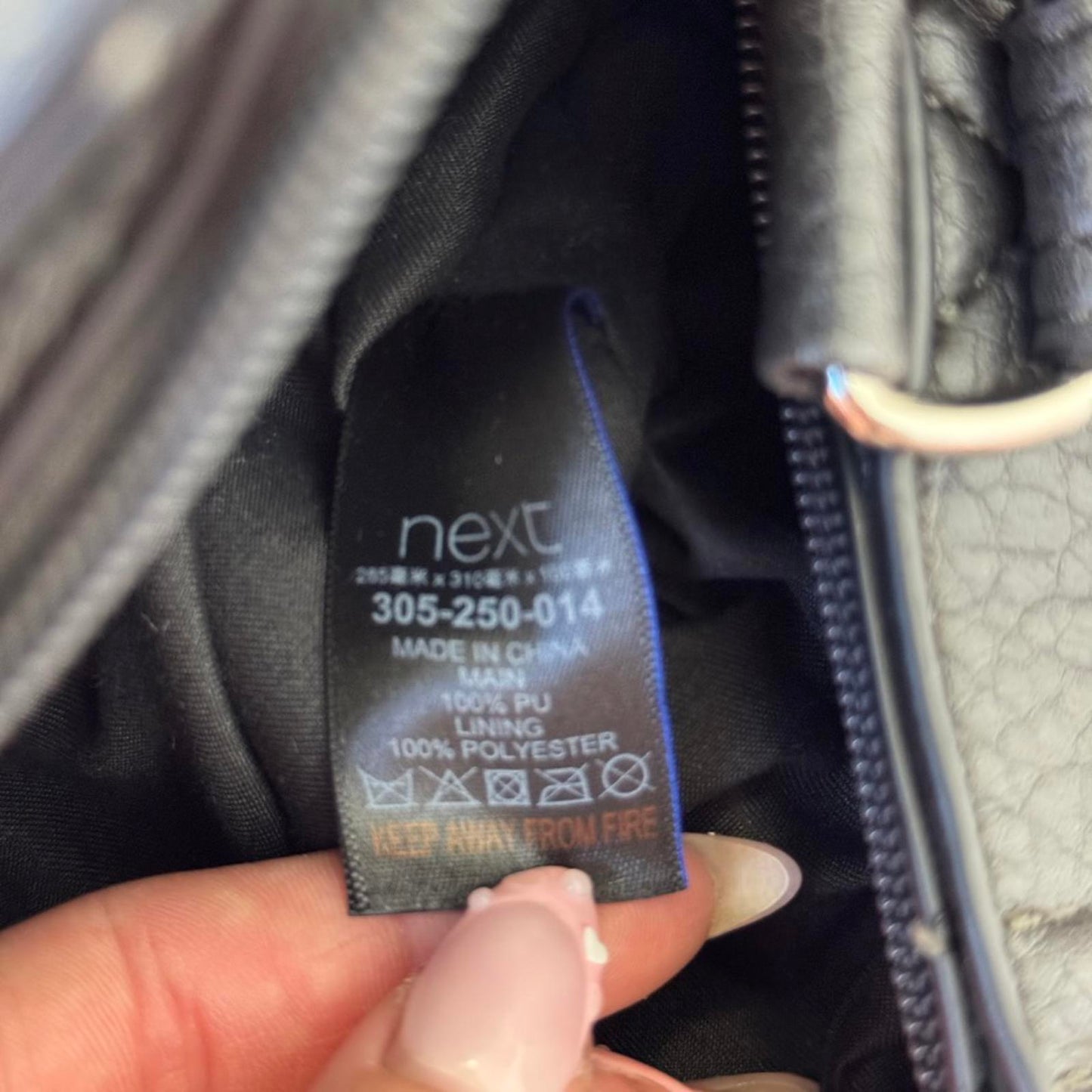 Y2K vintage faux leather shoulder bag zipper studded buckle medium size