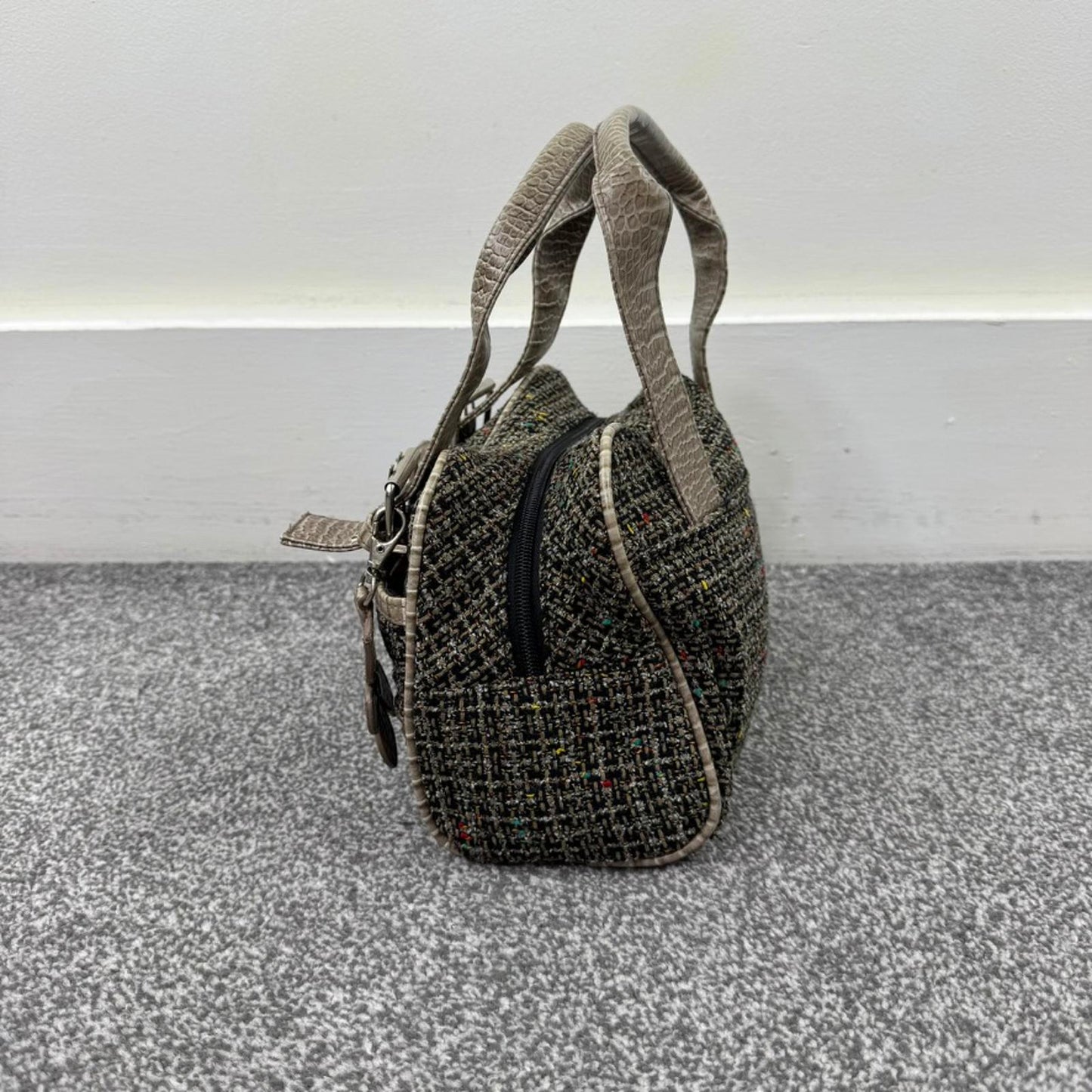 Y2K vintage tweed mini barrel handbag with flower charm grommet buckles croc