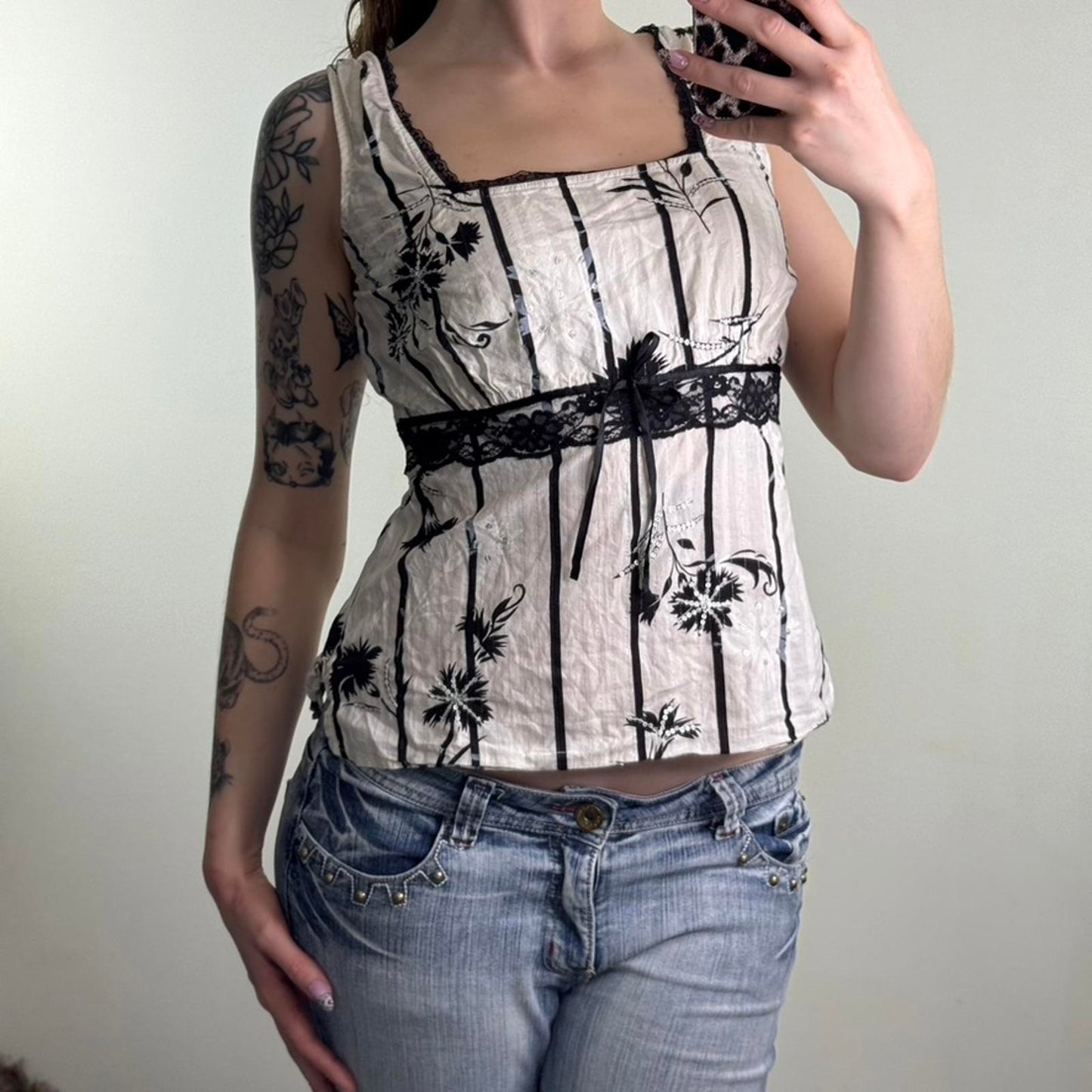 Y2K vintage square neck tank top lace trim sequin floral graphic print