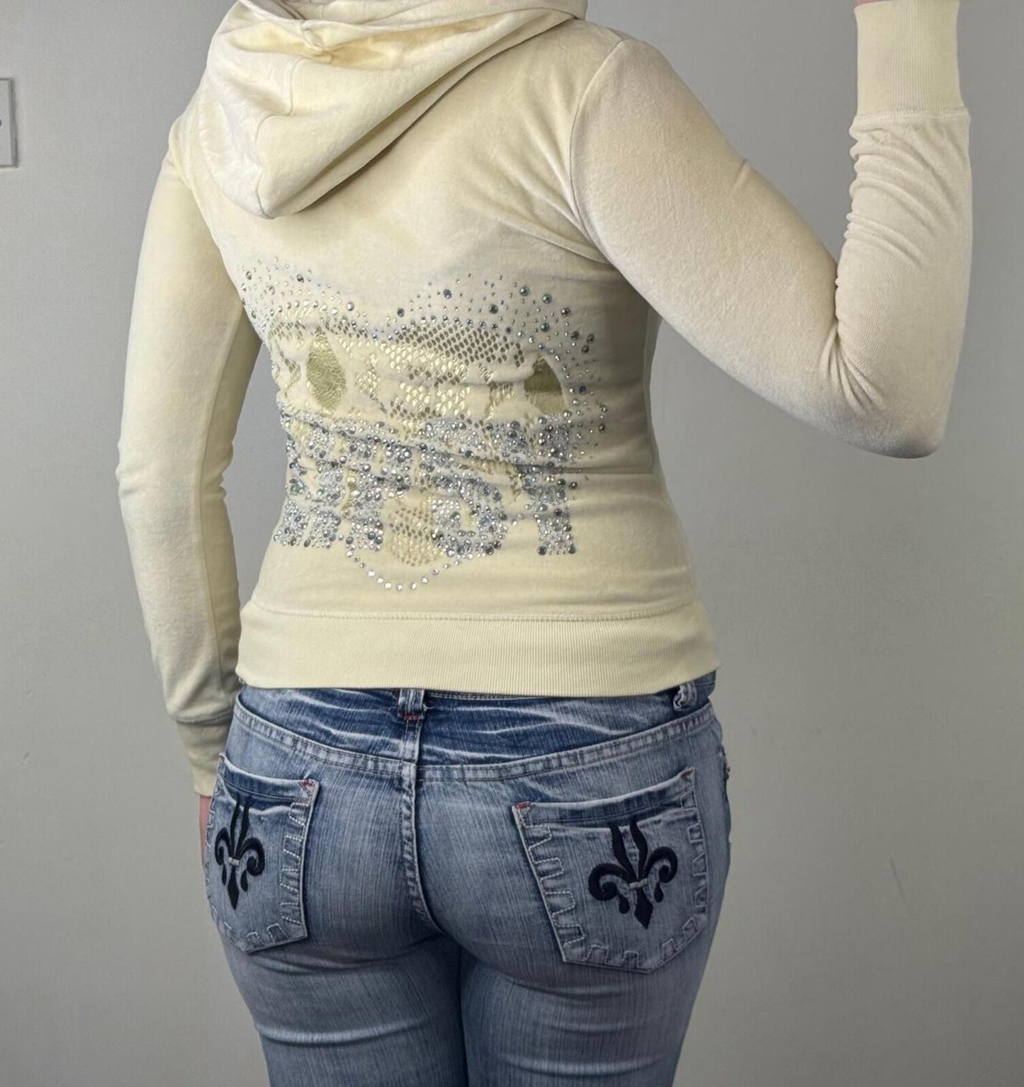 Y2K vintage Lipsy hoodie velour rhinestone pale yellow snake print heart fitted